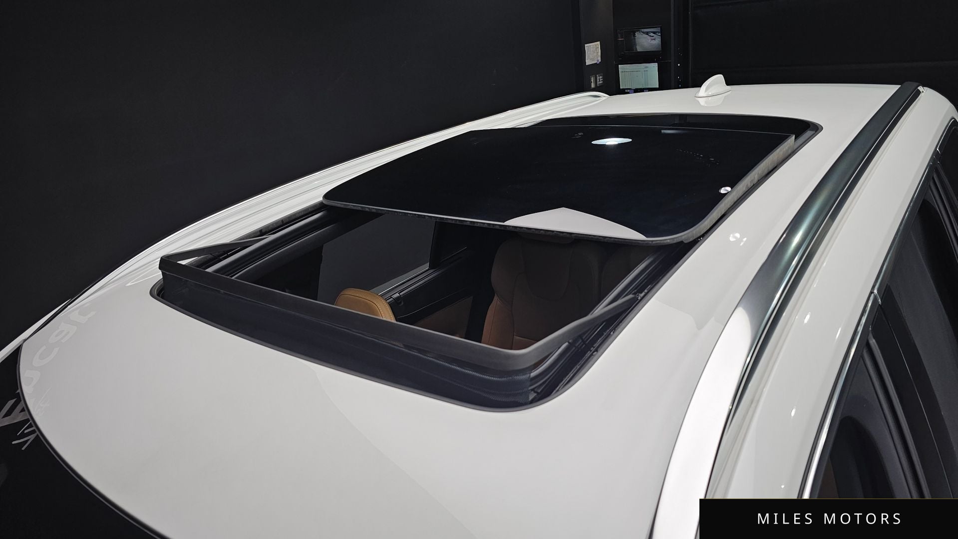 Volvo XC90 2022 — миниатюра 19