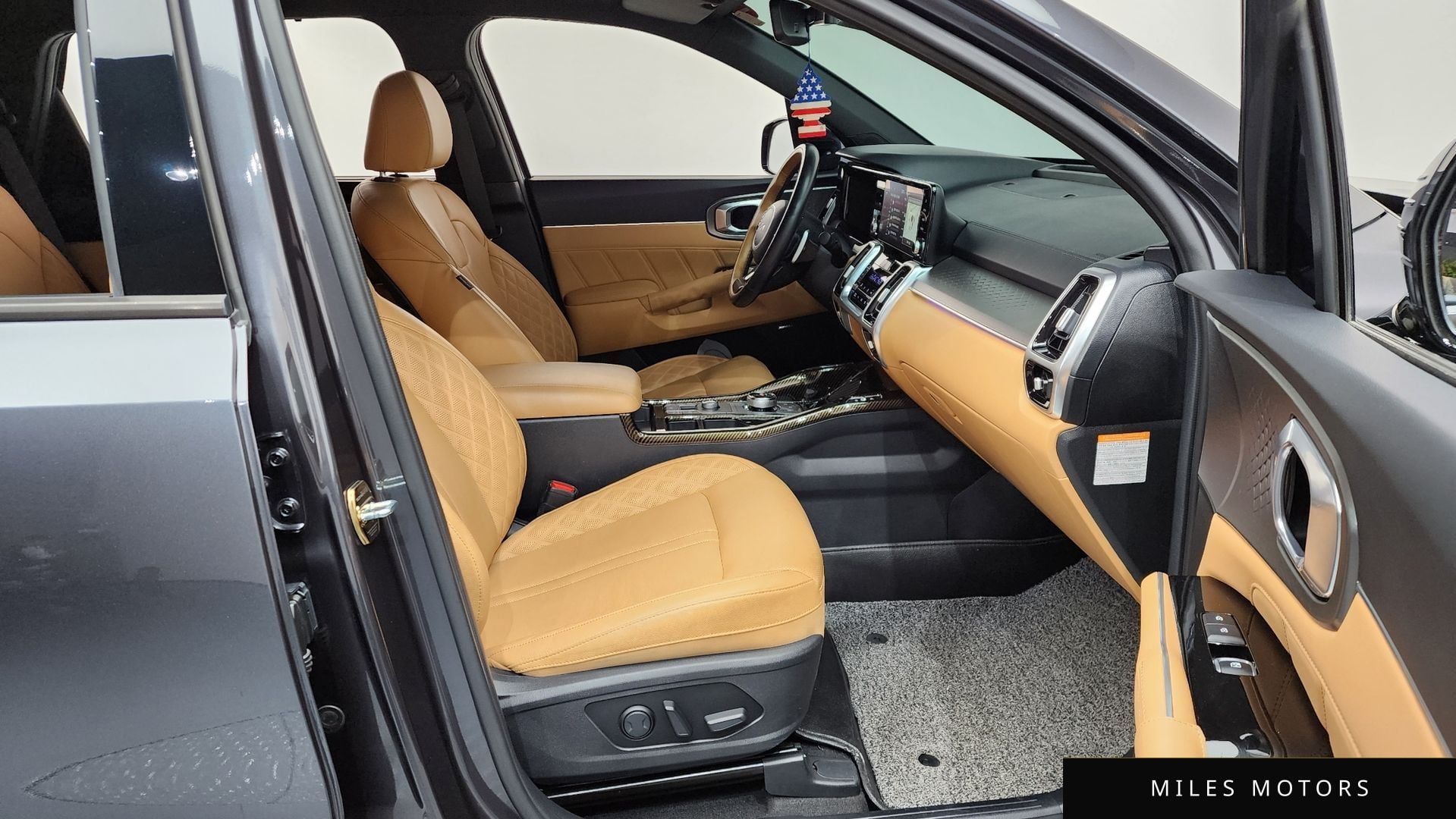 Kia Sorento 2022 — миниатюра 11