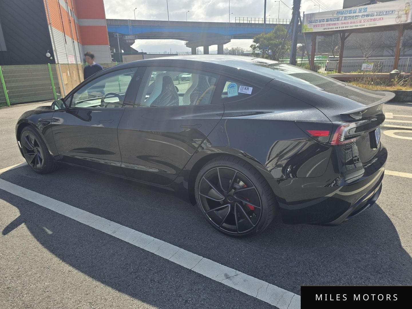 Tesla Model 3 2026 — миниатюра 4
