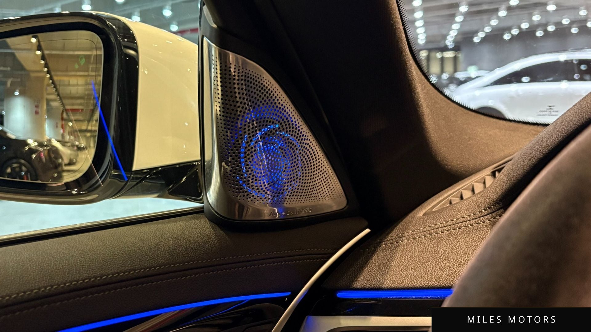 BMW 5 Series (G30) 2022 — миниатюра 10
