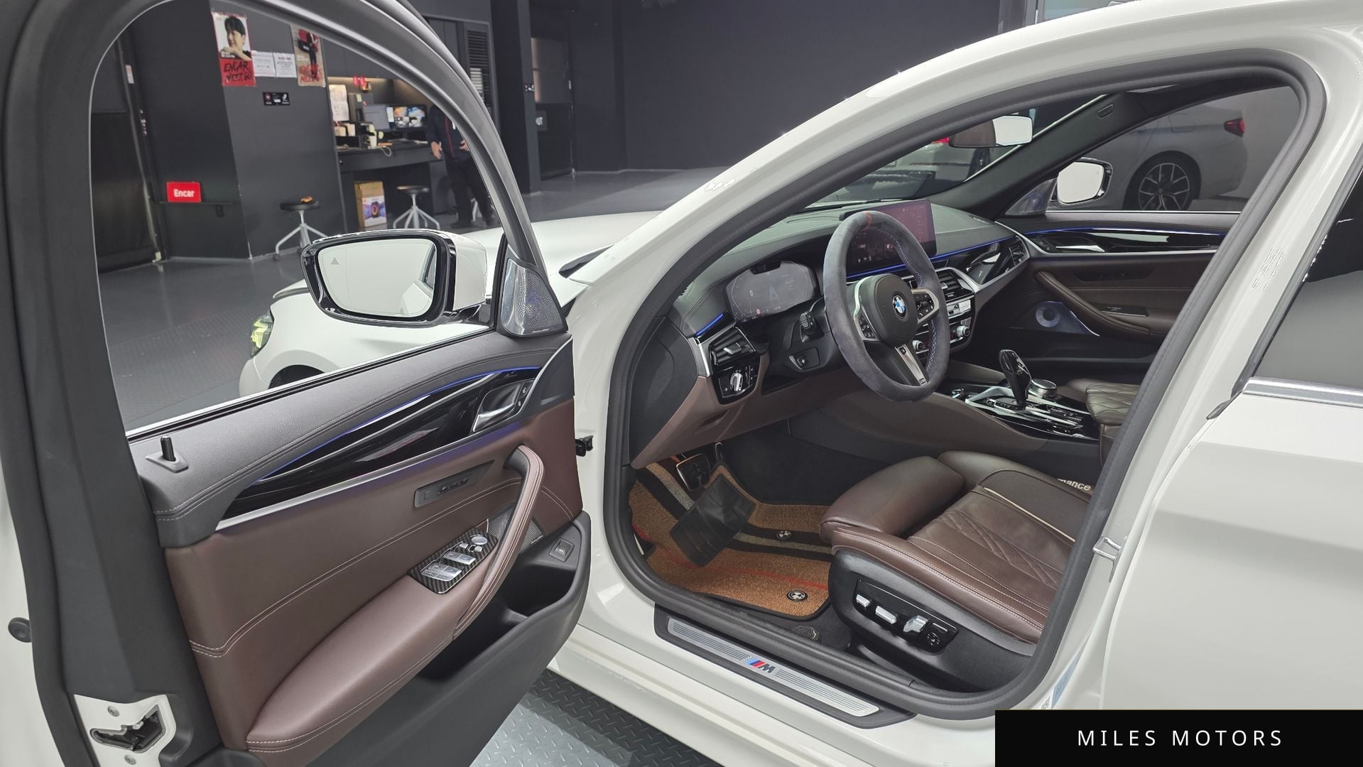 BMW 5 Series (G30) 2022 — миниатюра 12