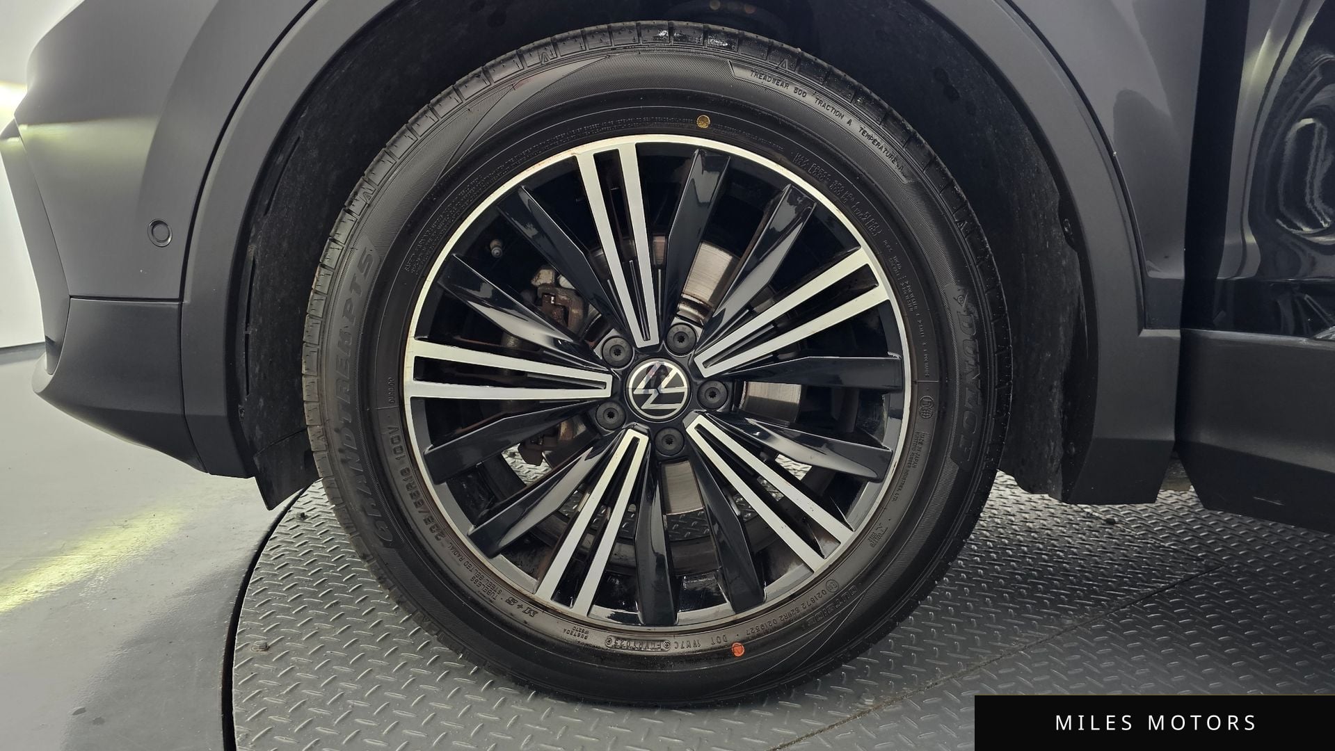 Volkswagen 티구안 2022 — миниатюра 5