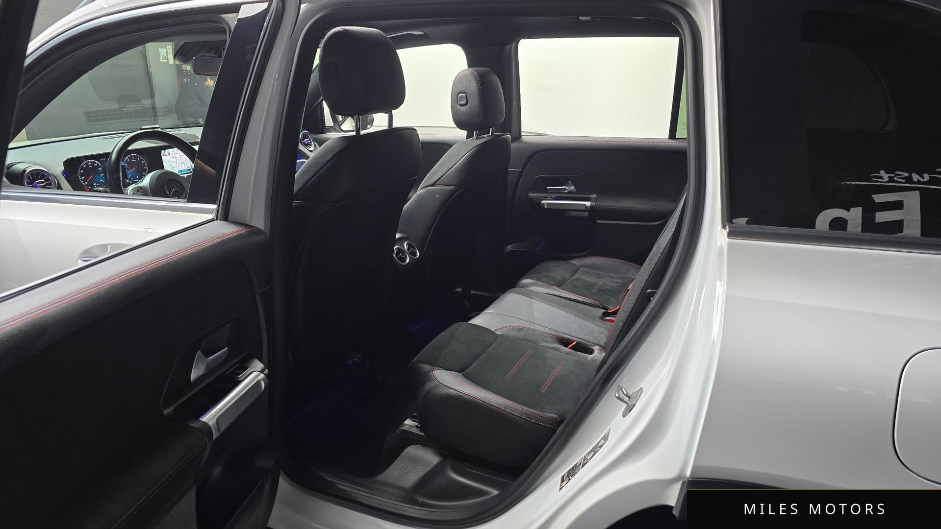 Mercedes-Benz GLB-Class X247 2021 — миниатюра 11