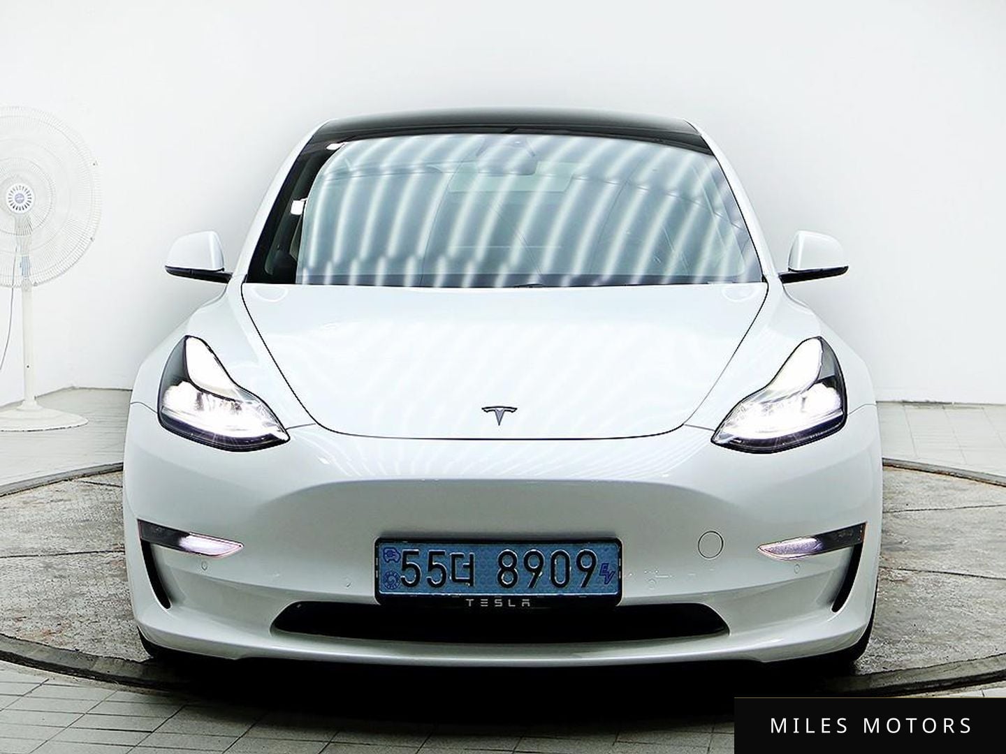 Tesla Model 3 2021 — миниатюра 2