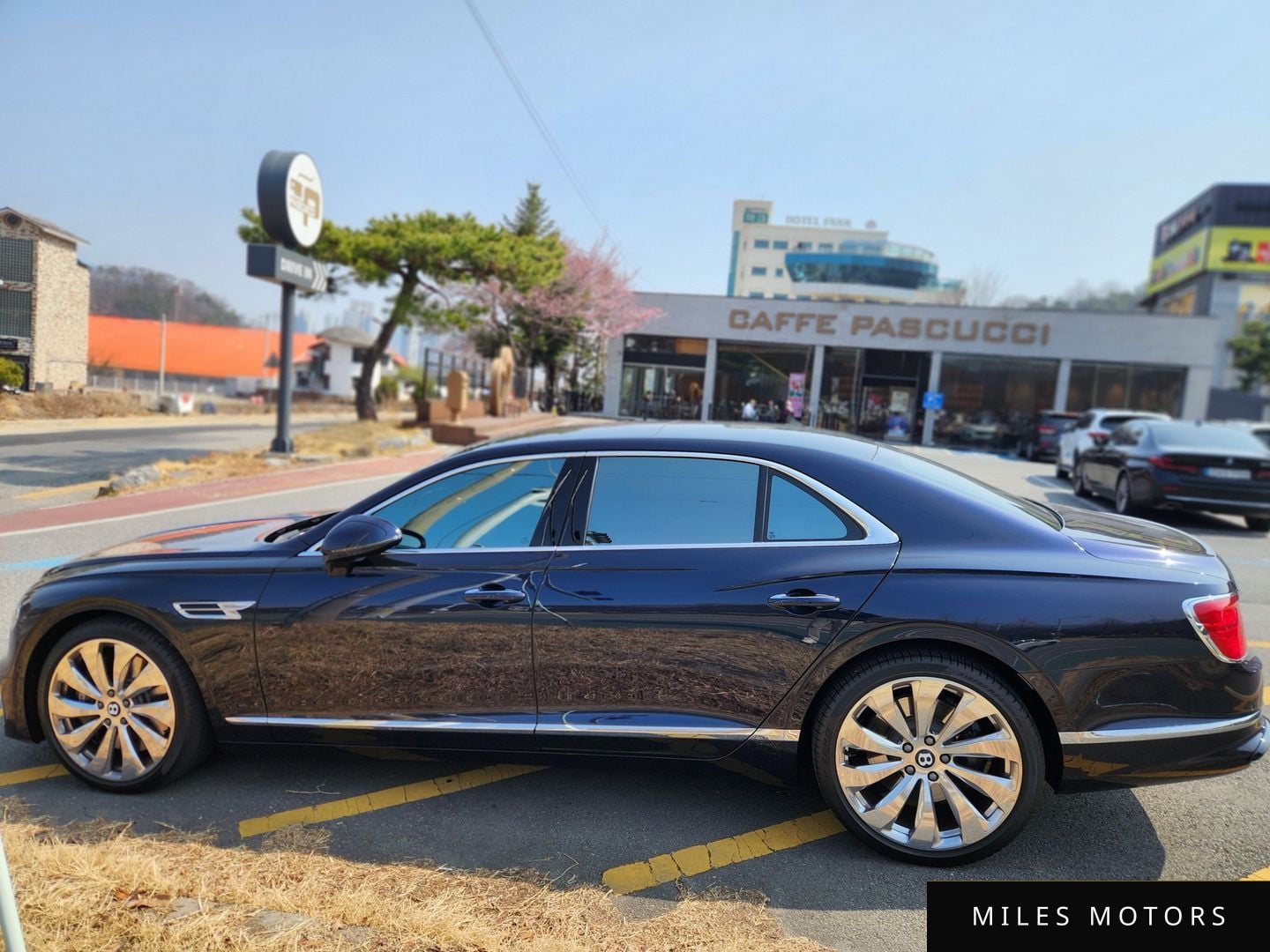 Bentley 플라잉스퍼 2022 — миниатюра 11