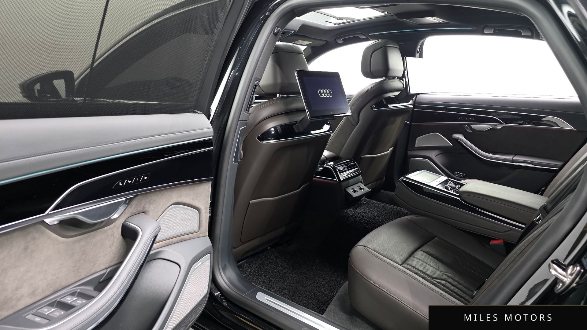 Audi A8 (D5) 2021 — миниатюра 12