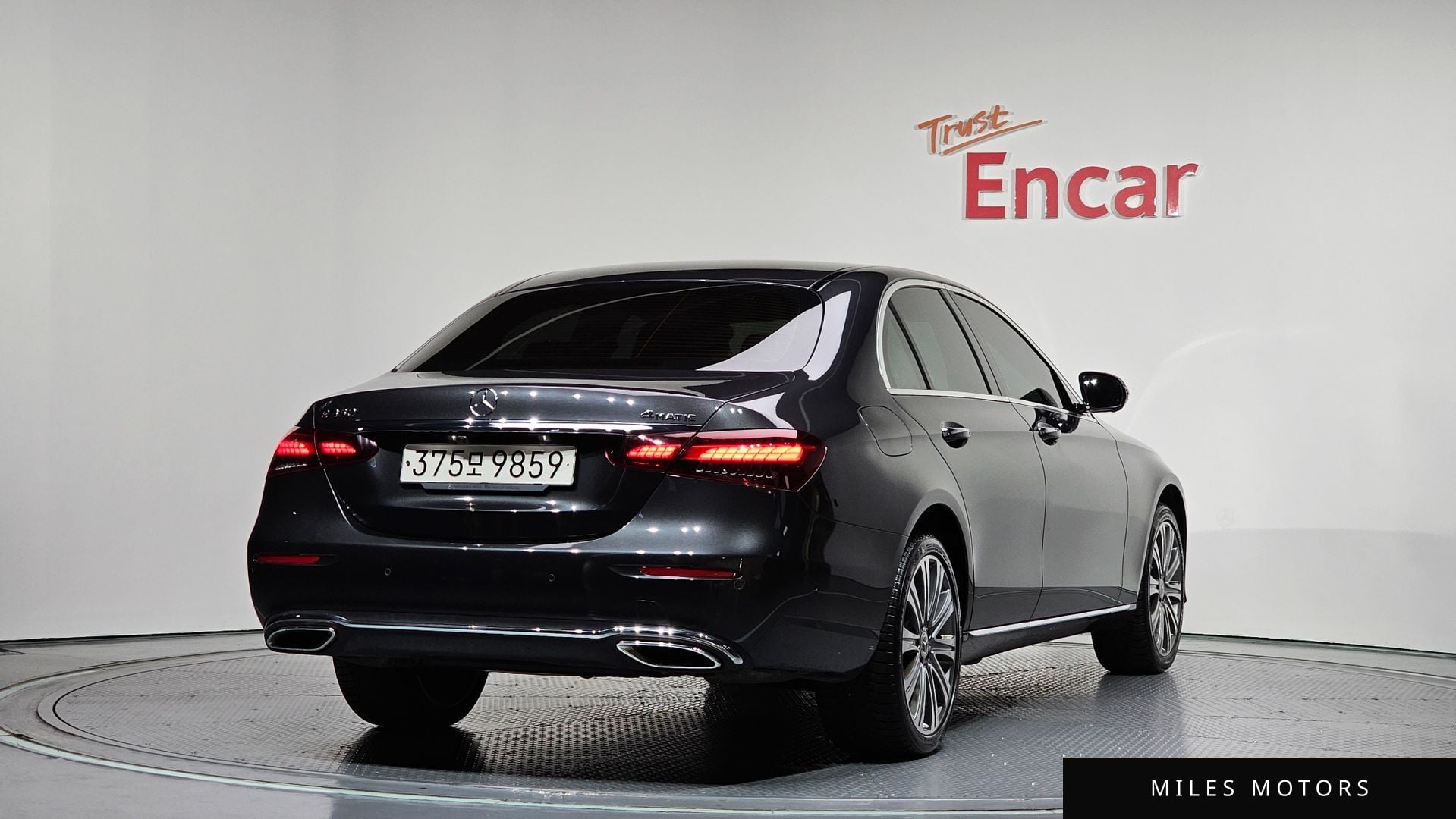 Mercedes-Benz E-클래스 W213 2023 — миниатюра 2