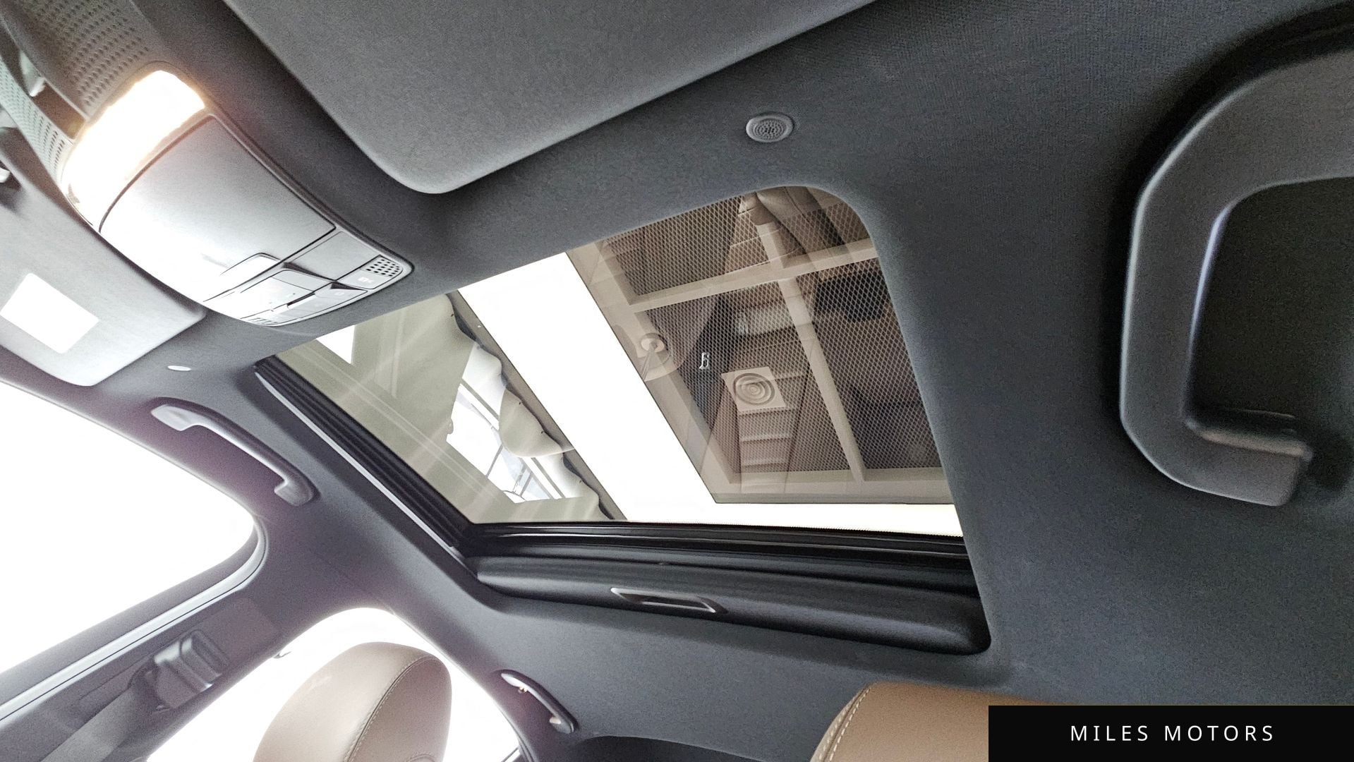 Mercedes-Benz E-클래스 W213 2023 — миниатюра 18