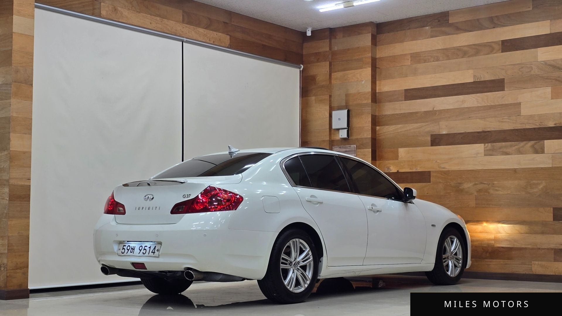 Infiniti G37 2010 — миниатюра 2