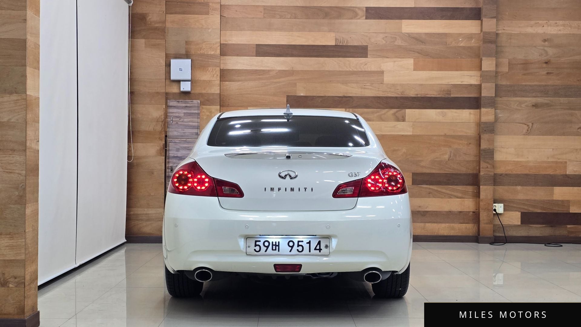 Infiniti G37 2010 — миниатюра 4