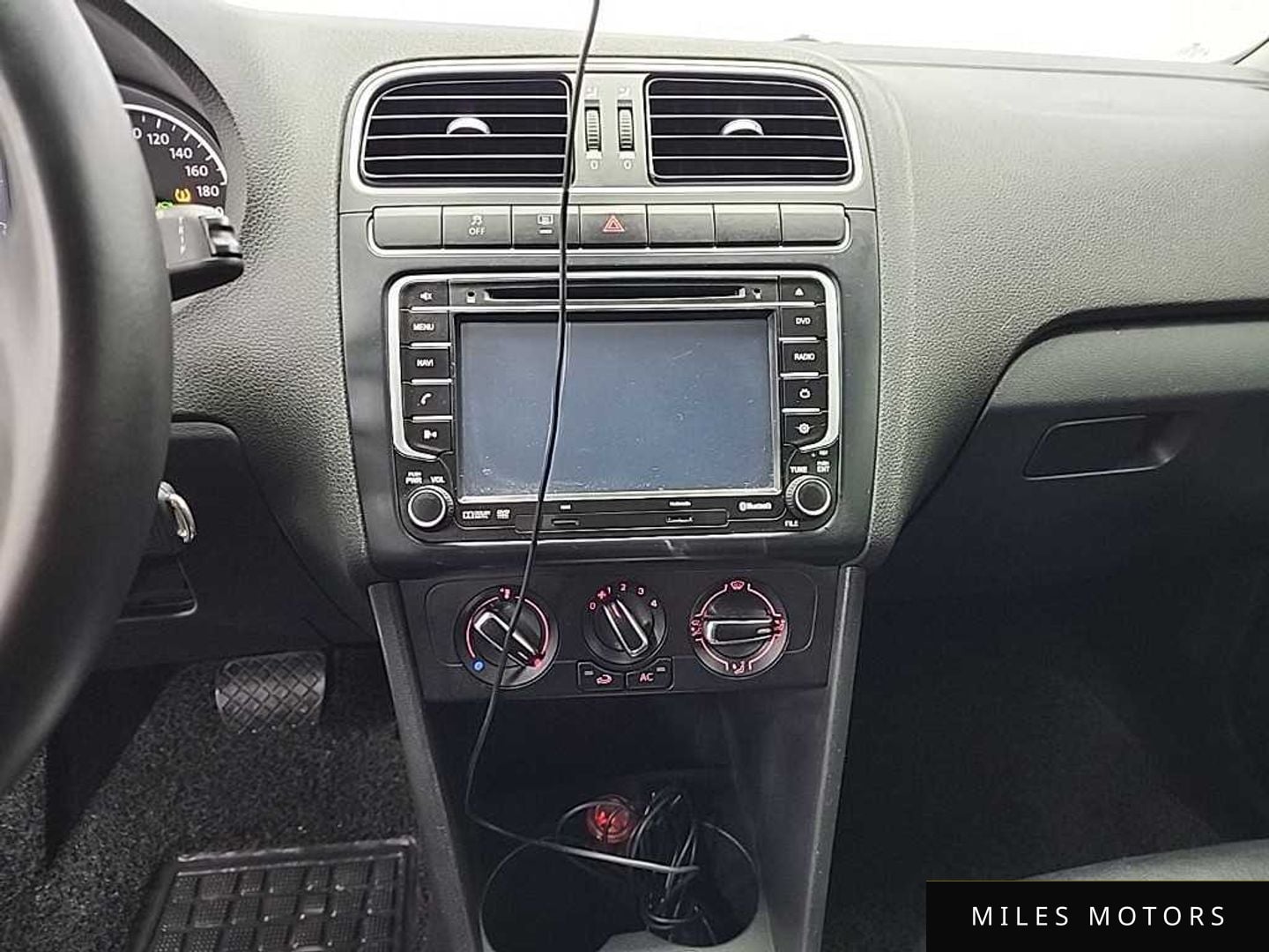 Volkswagen Polo 2014 — миниатюра 10