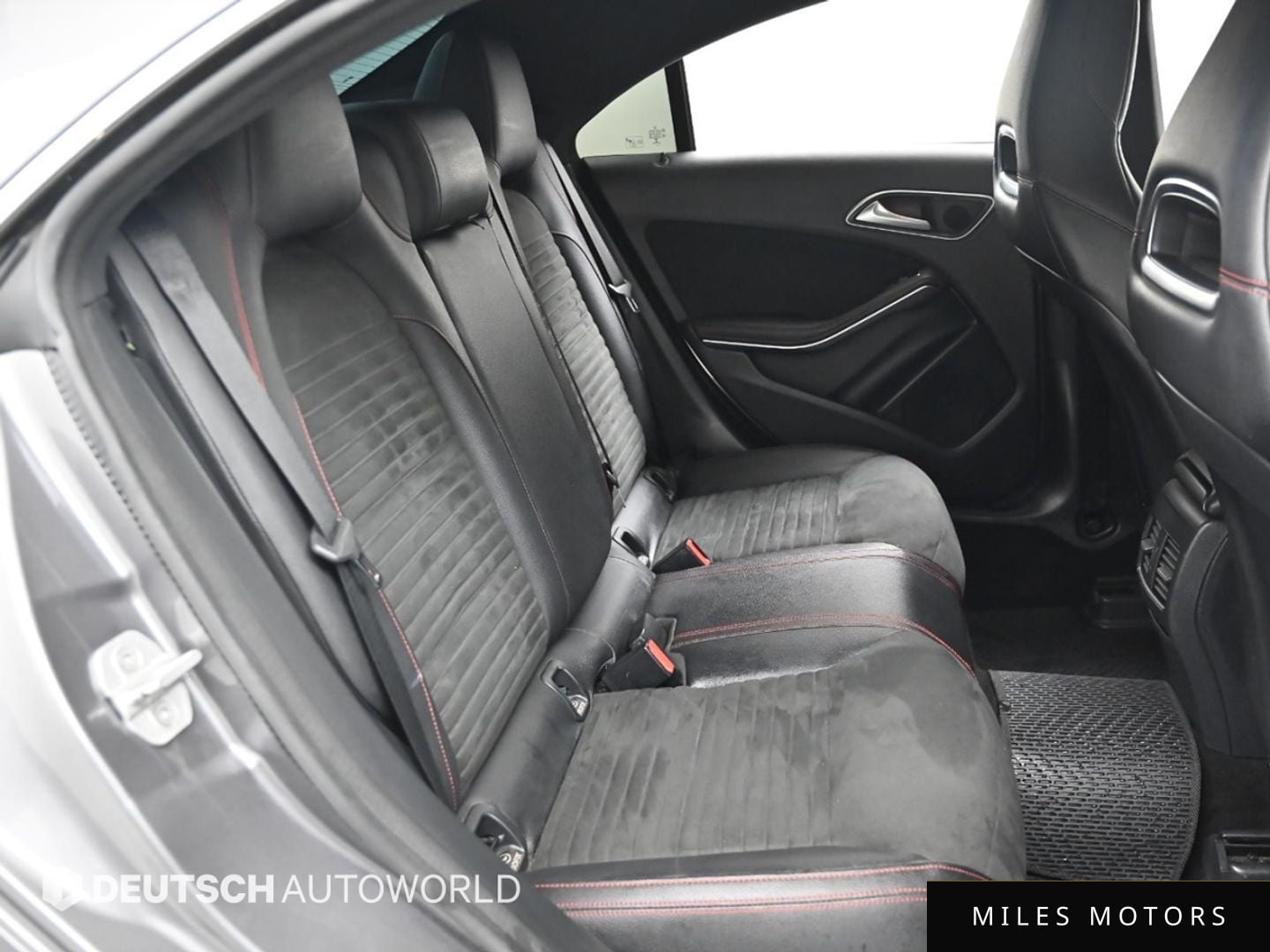 Mercedes-Benz CLA-Class C117 2018 — миниатюра 12