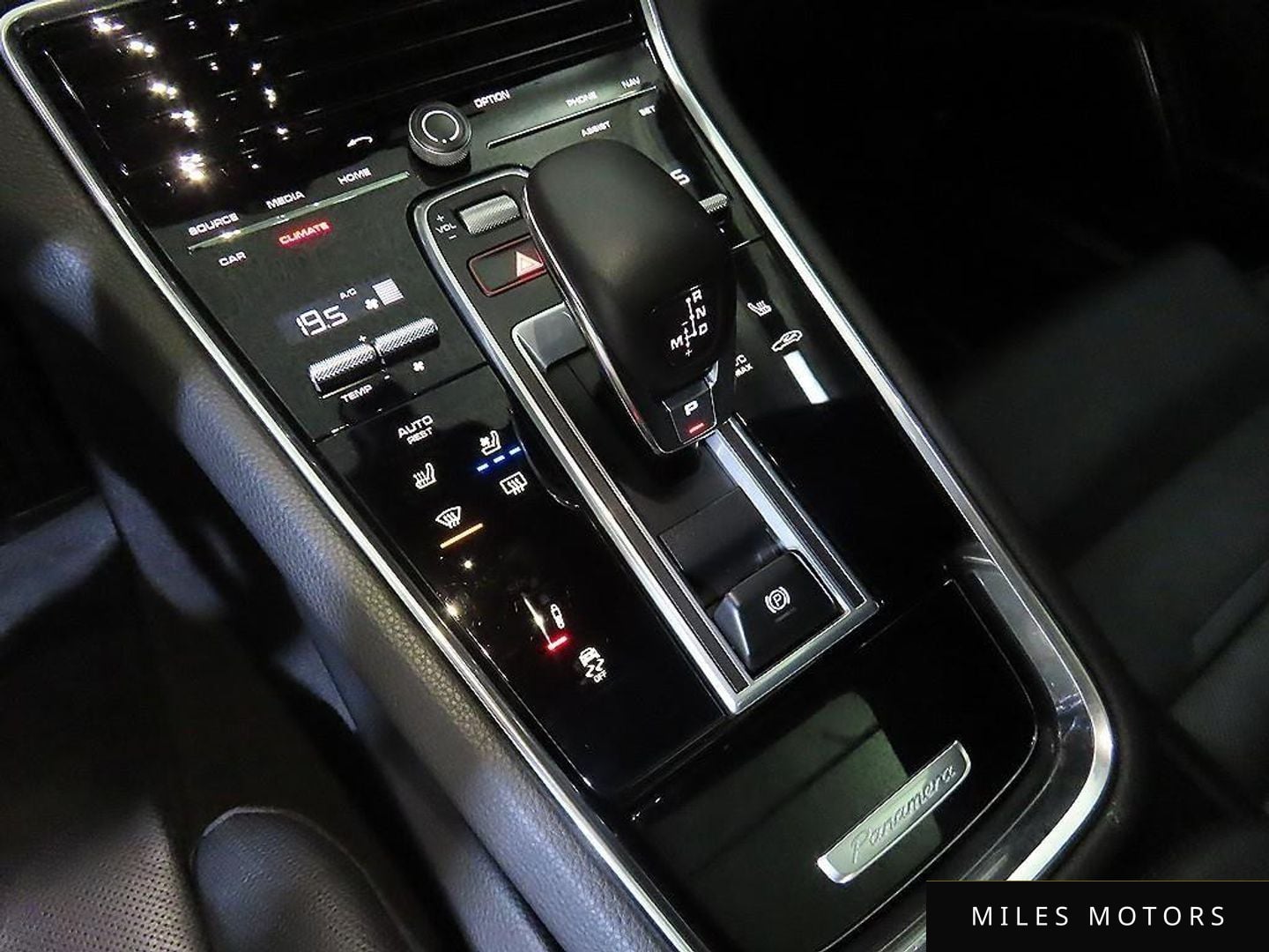 Porsche Panamera 2019 — миниатюра 12