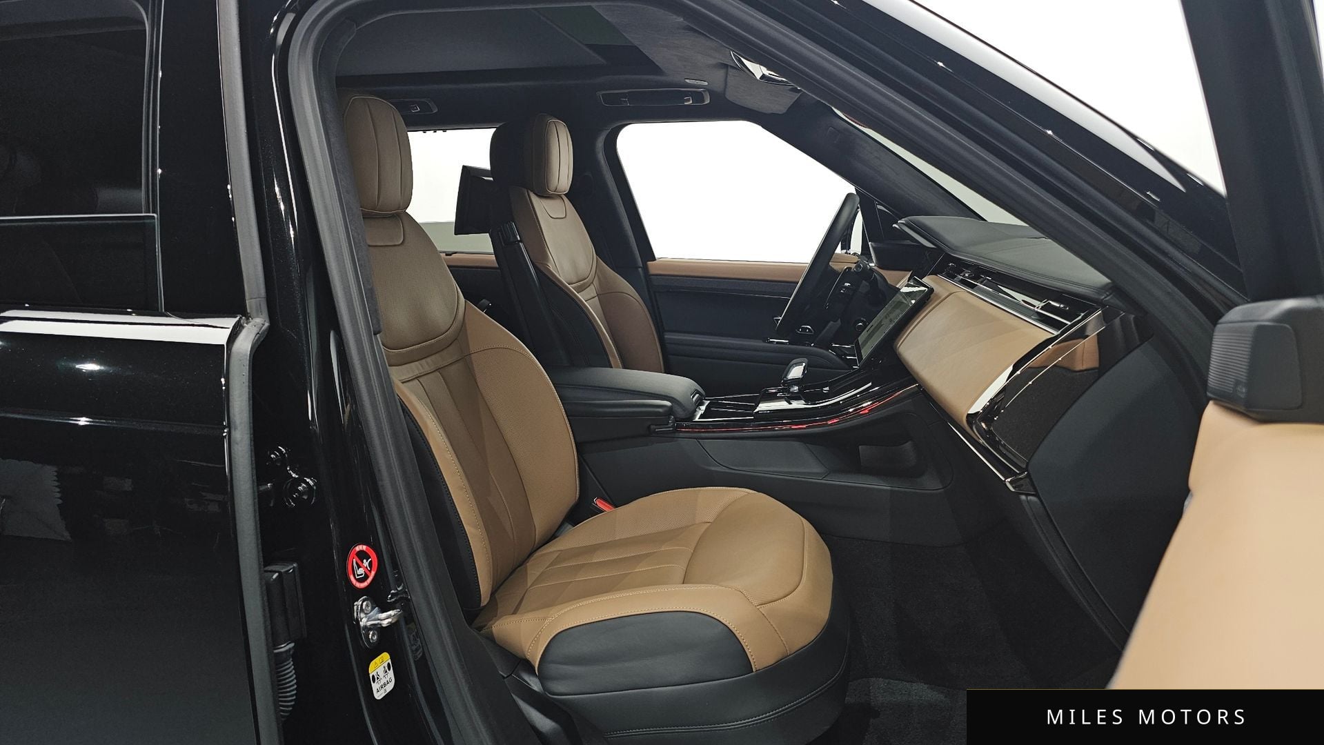 Land Rover Range Rover Sport 2024 — миниатюра 10