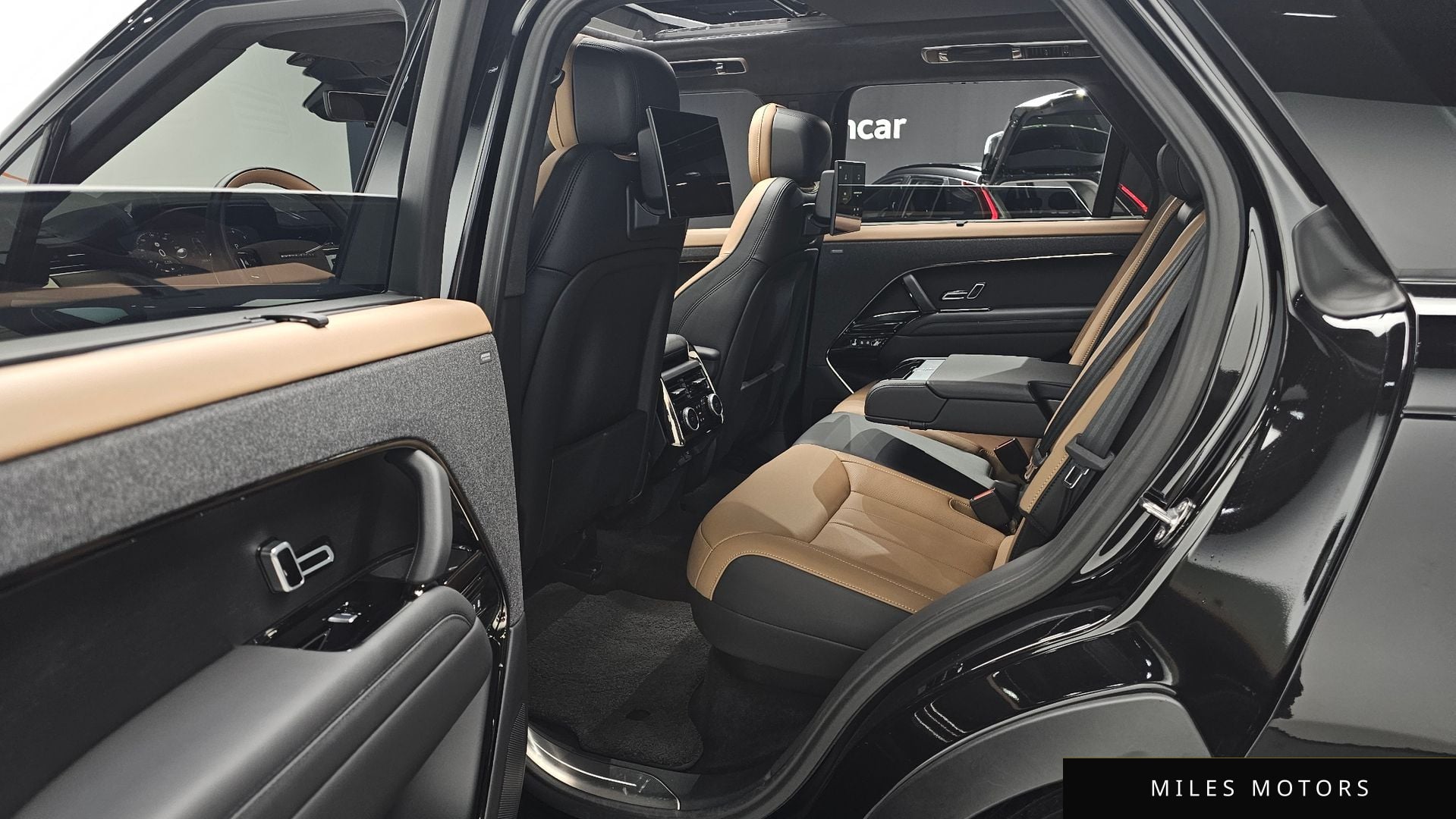 Land Rover Range Rover Sport 2024 — миниатюра 12