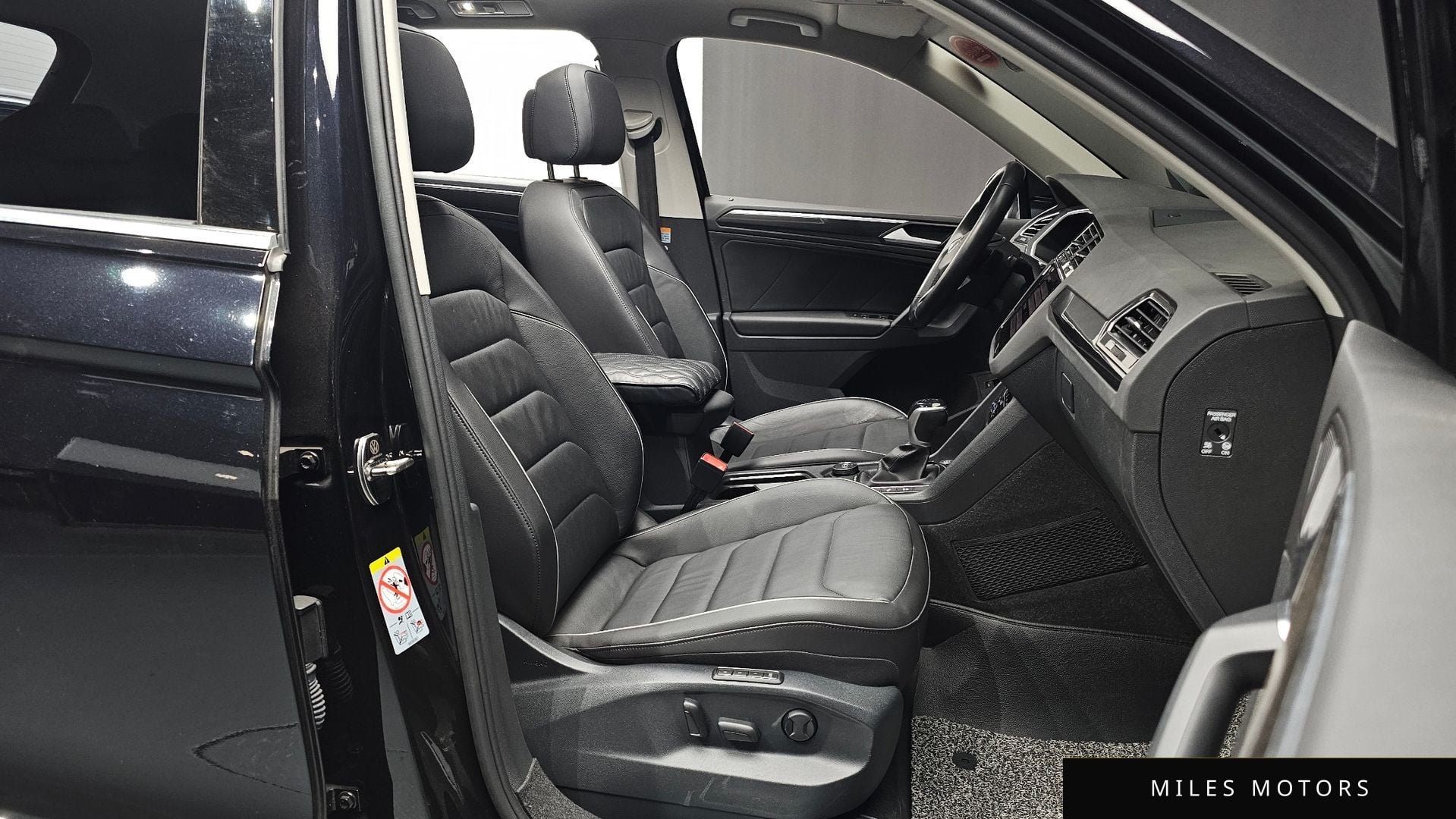 Volkswagen 티구안 2022 — миниатюра 10