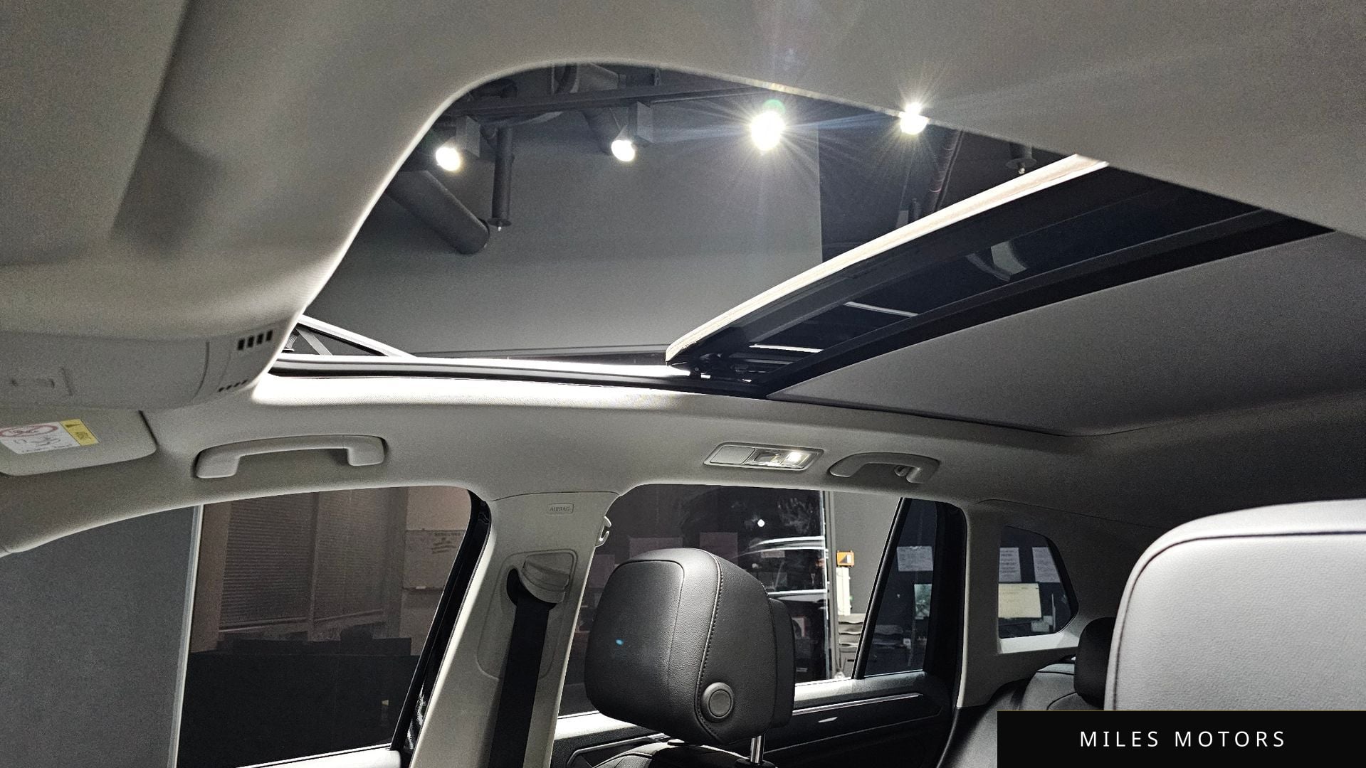 Volkswagen 티구안 2022 — миниатюра 19