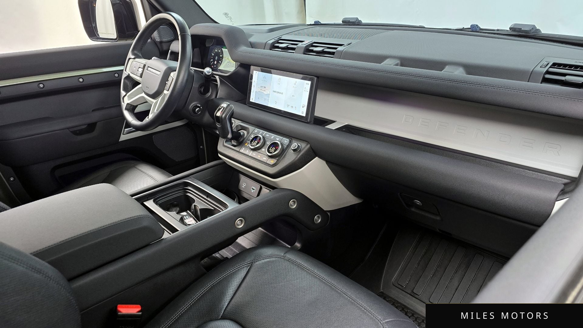 Land Rover Defender 2022 — миниатюра 7