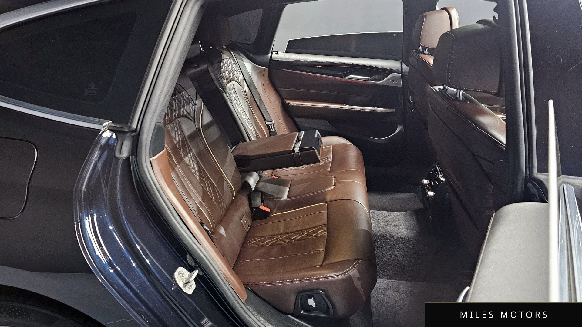 BMW 6 Series GT (G32) 2021 — миниатюра 12