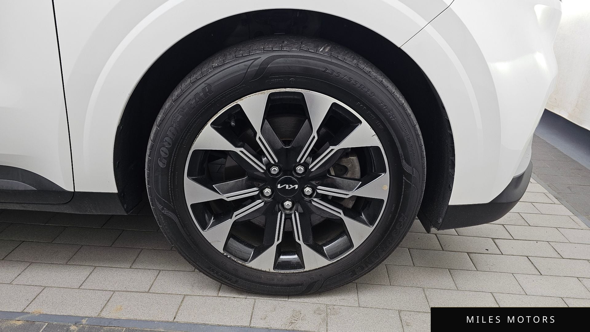 Kia Carnival 2023 — миниатюра 5