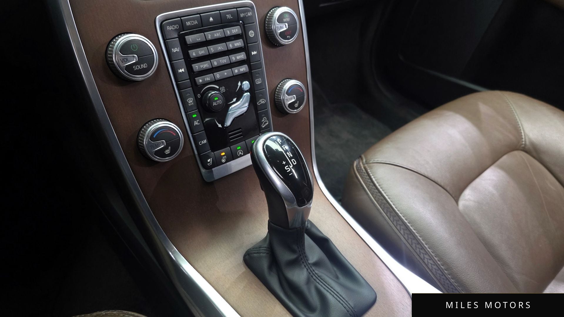 Volvo XC70 2016 — миниатюра 9
