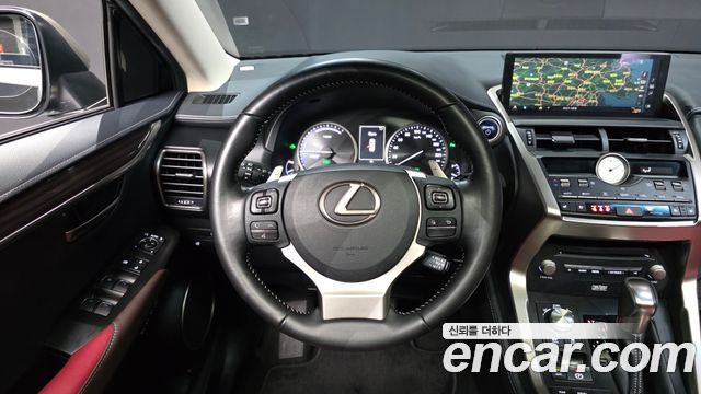 Лексус NX300h 2018 — миниатюра 13