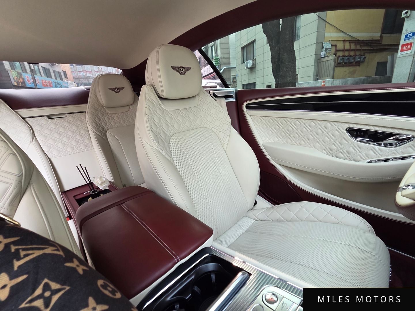 Bentley Continental GT 2019 — миниатюра 16
