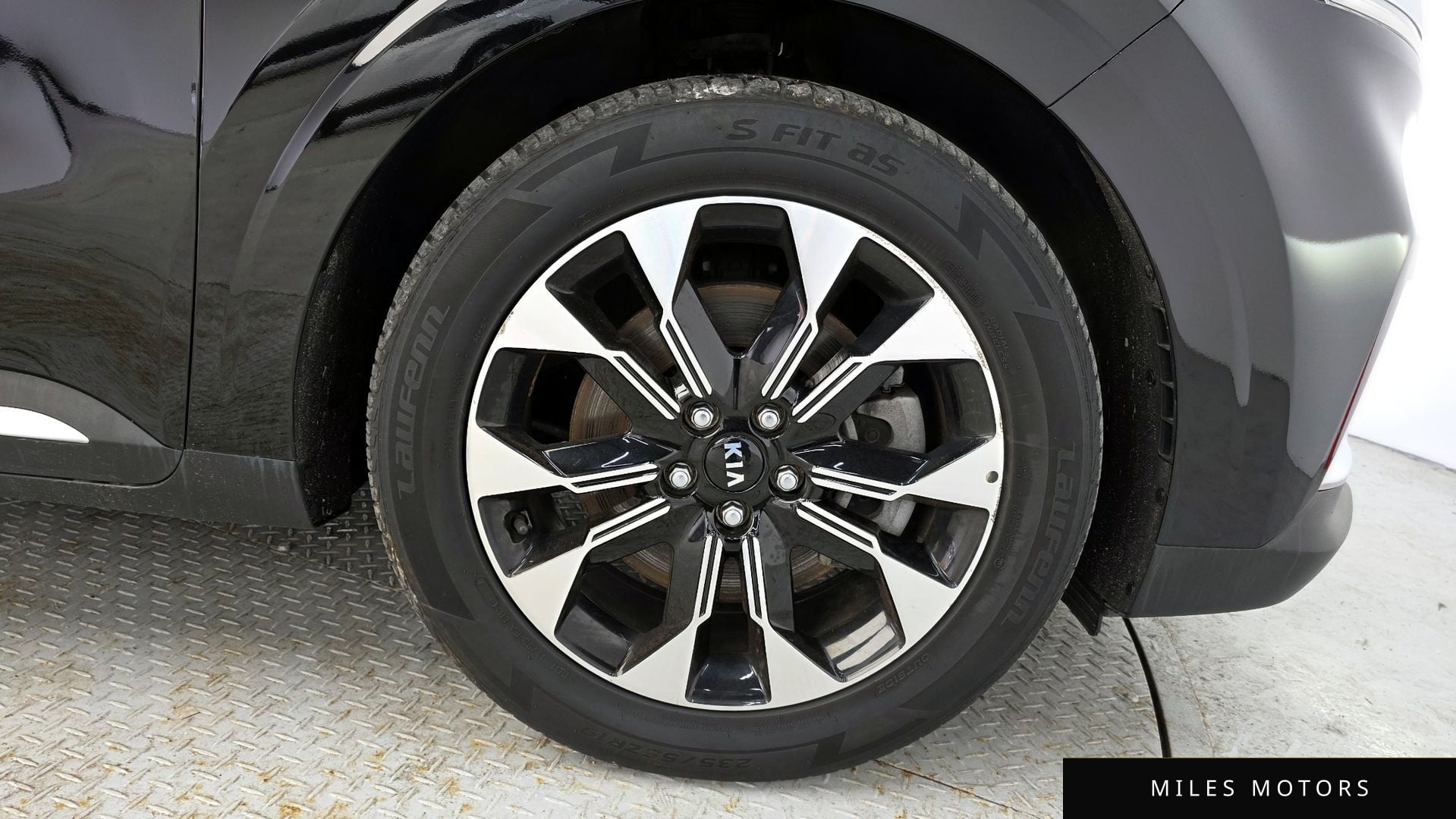 Kia Carnival 2021 — миниатюра 5