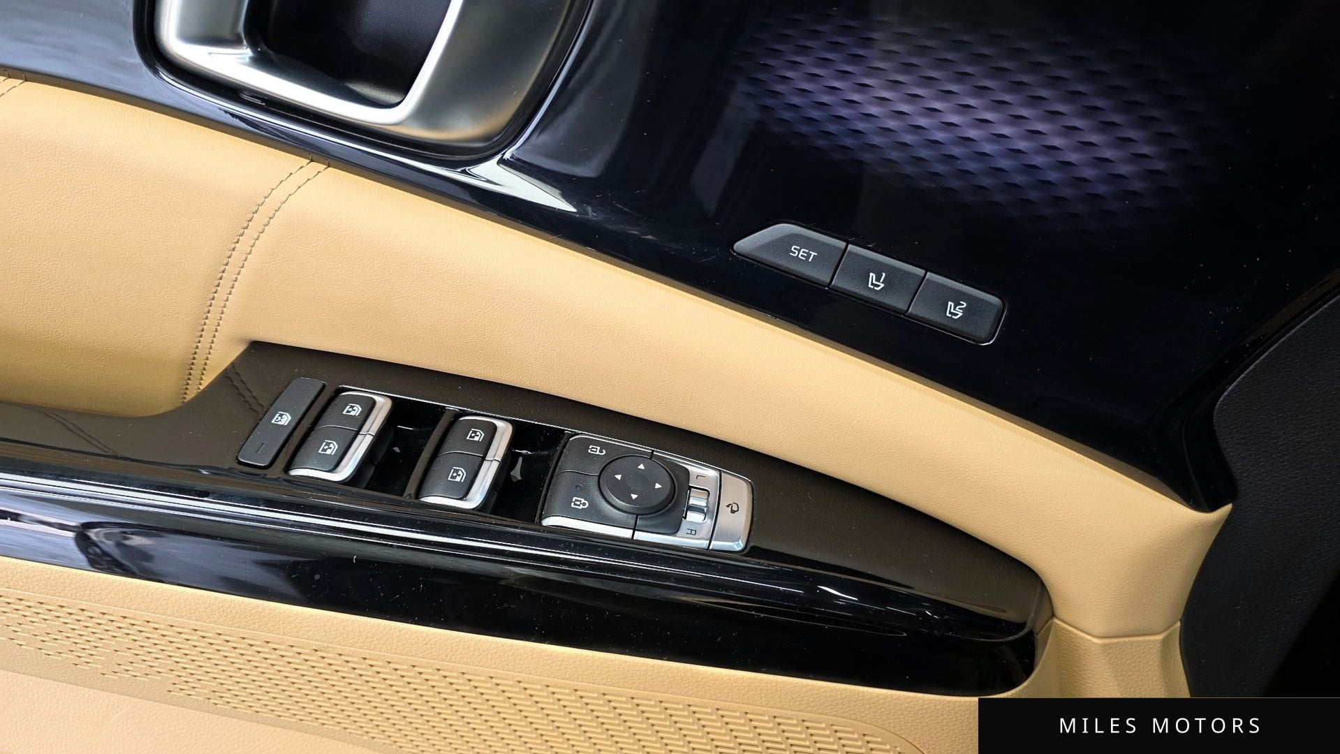 Kia Carnival 2021 — миниатюра 16
