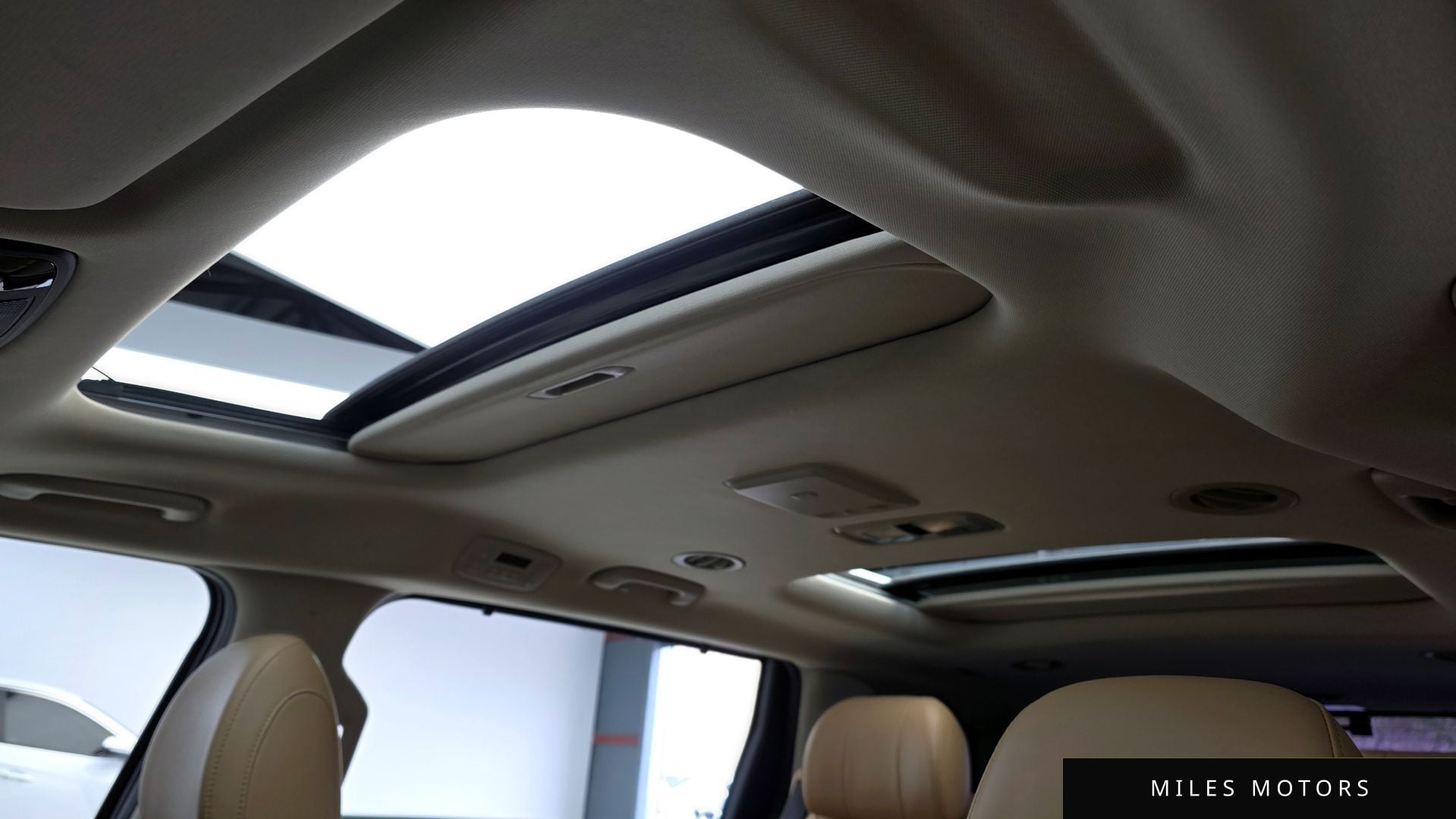 Kia Carnival 2021 — миниатюра 19