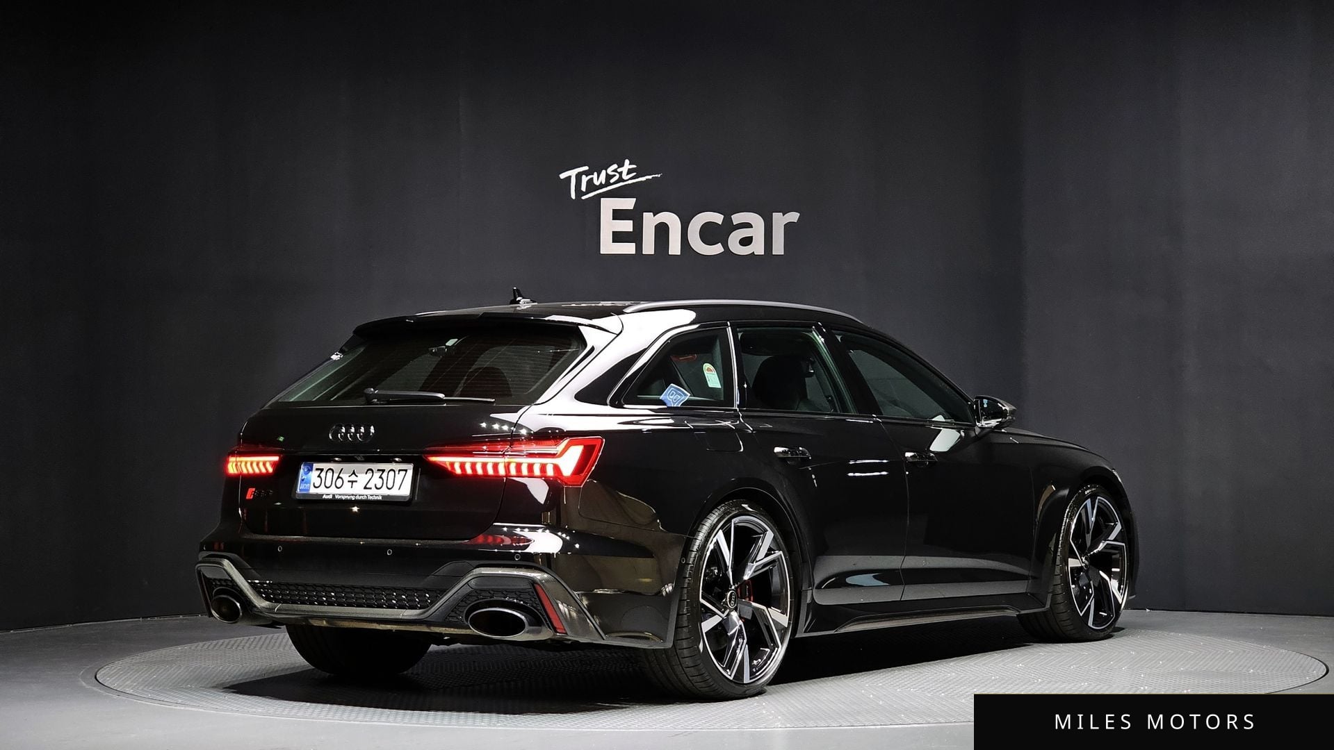 Audi RS6 (C8) 2024 — миниатюра 2