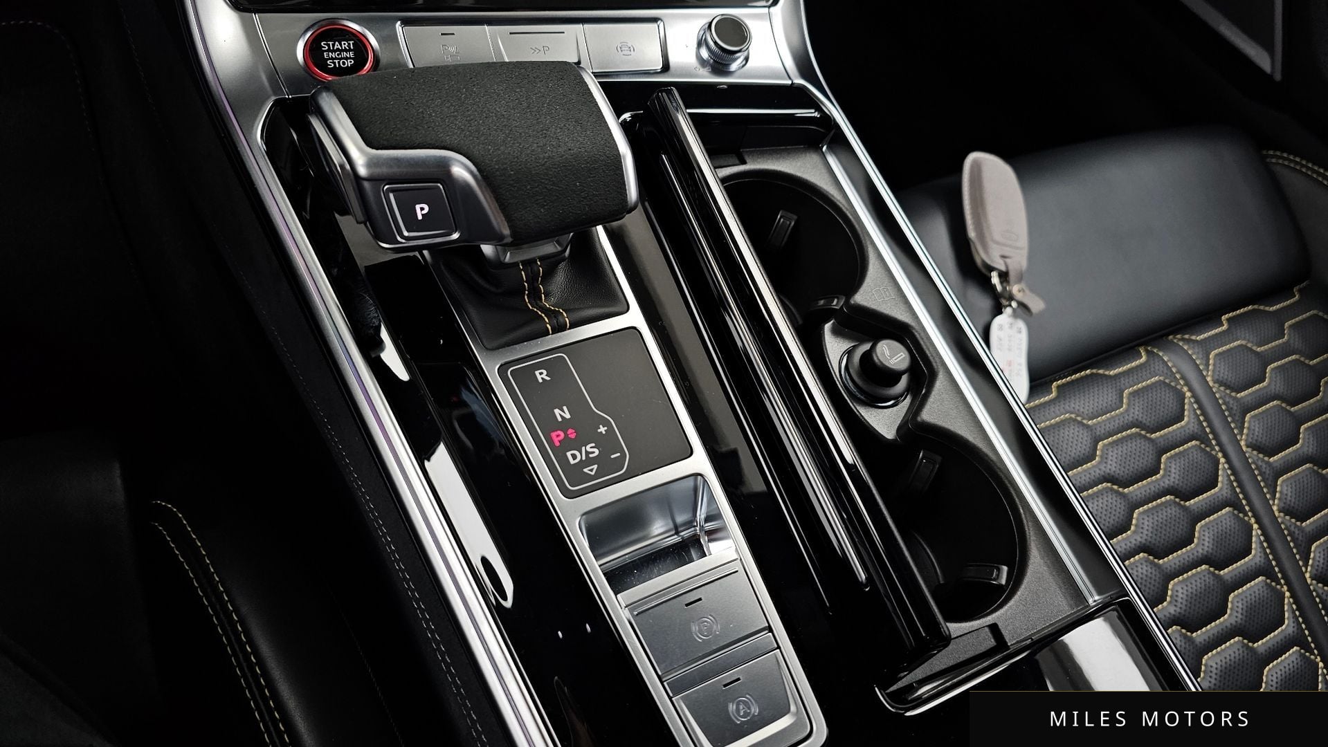 Audi RS6 (C8) 2024 — миниатюра 9