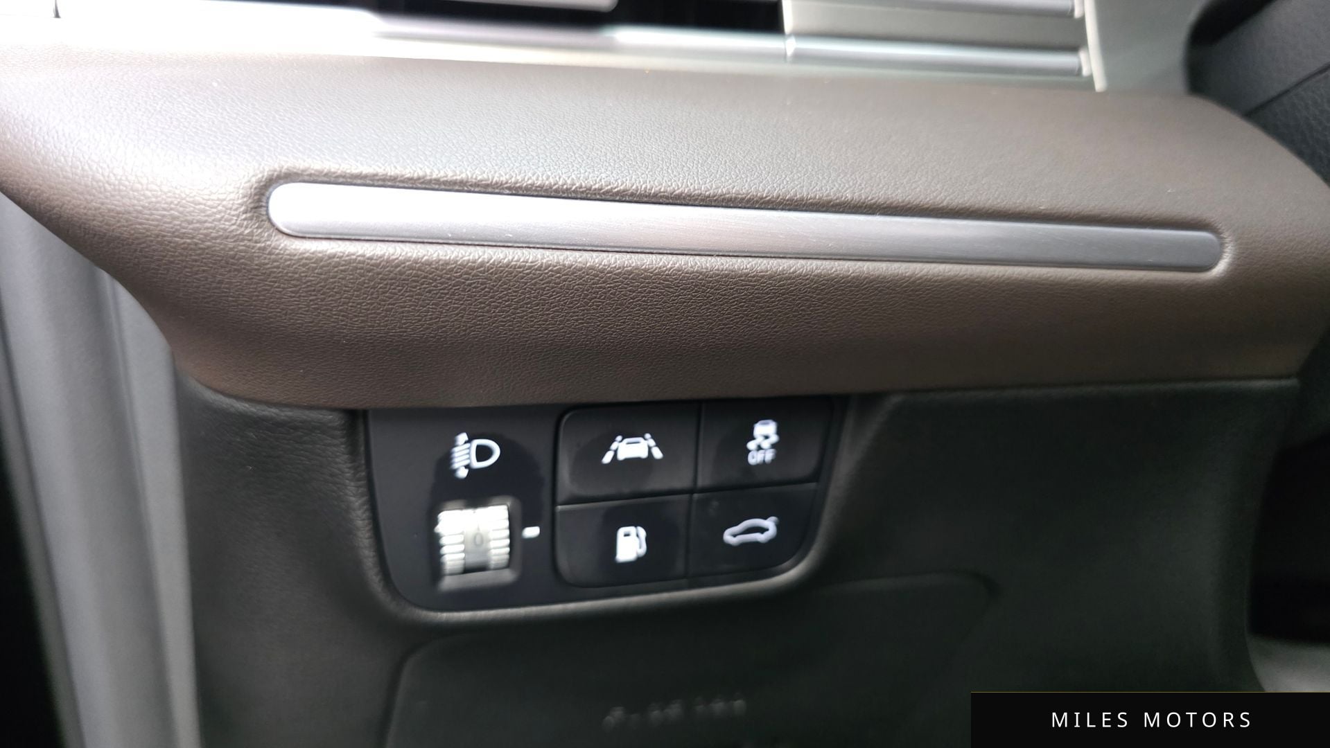 Hyundai 뉴 그랜저 IG 2022 — миниатюра 16