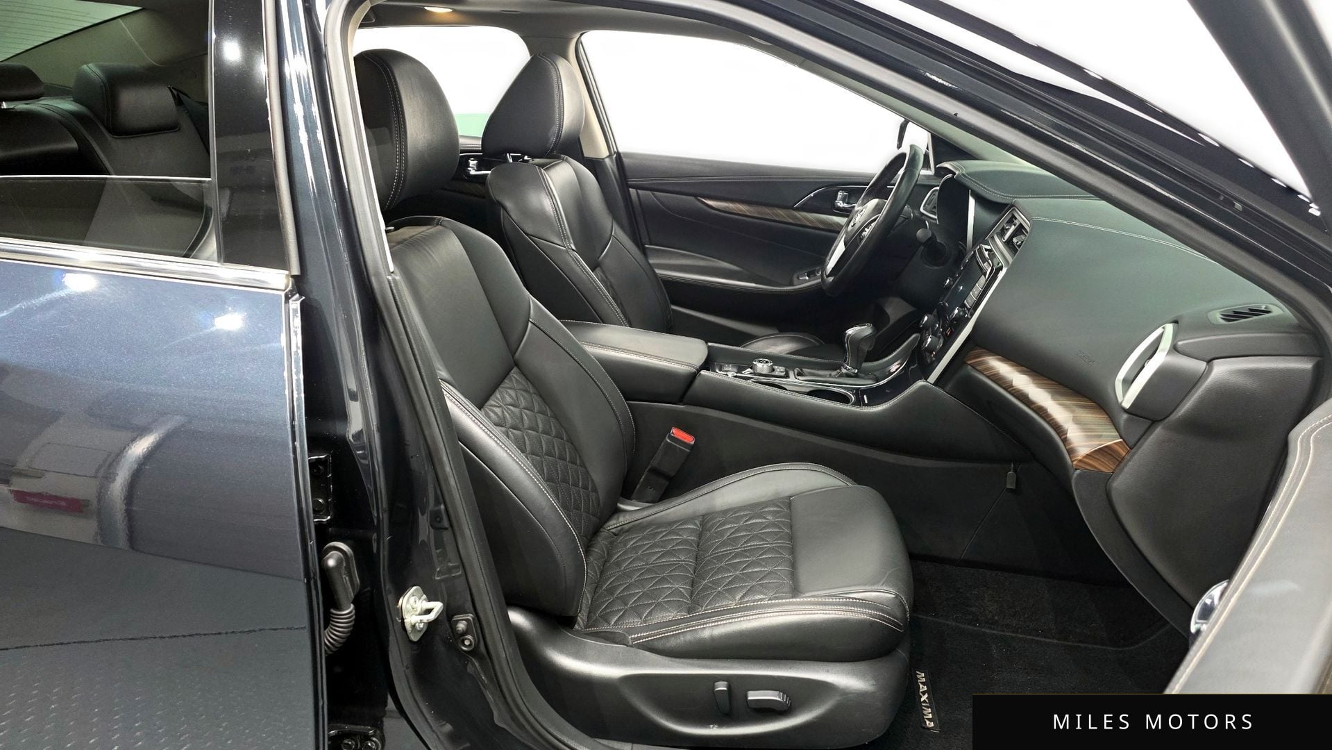 Nissan Maxima 2016 — миниатюра 11