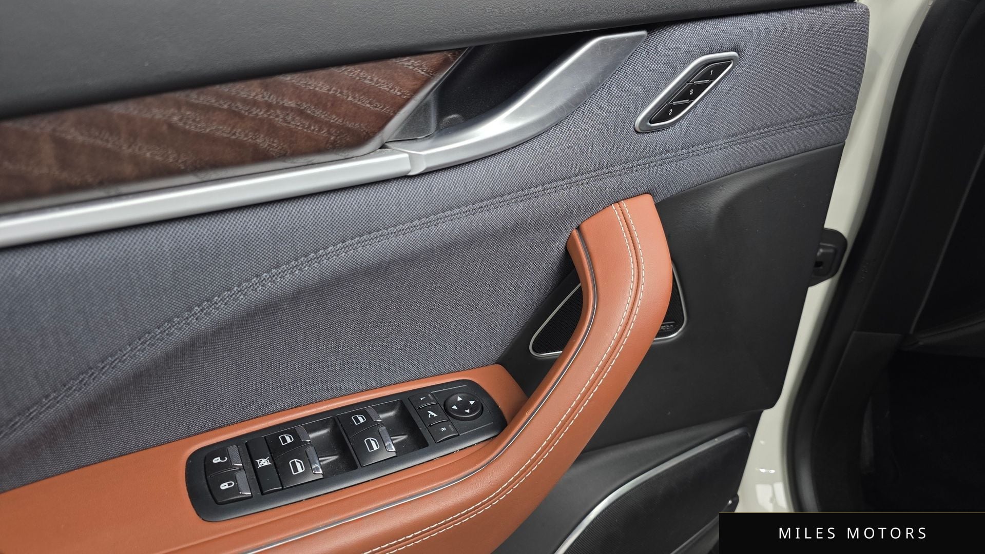 Maserati 르반떼 2020 — миниатюра 18