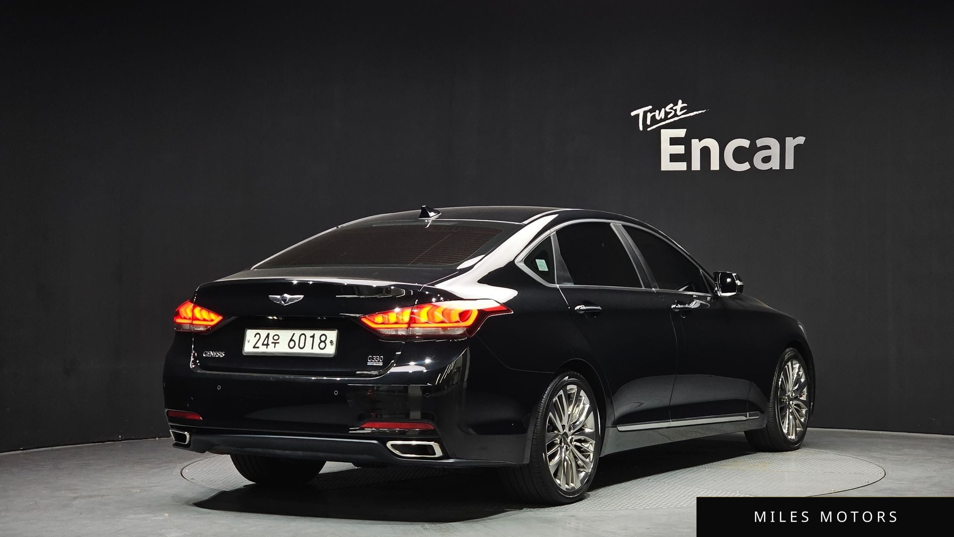 Hyundai Genesis 2015 — миниатюра 2