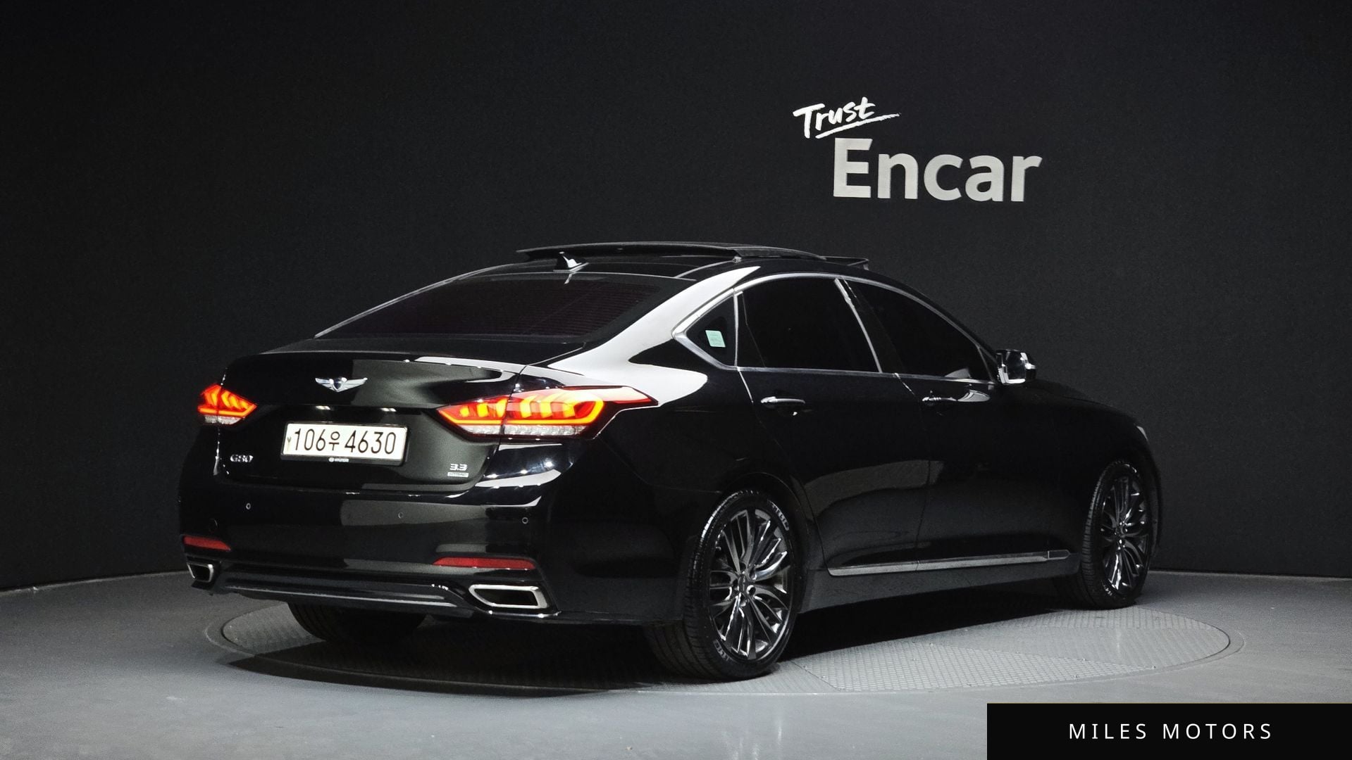 Hyundai Genesis 2015 — миниатюра 2