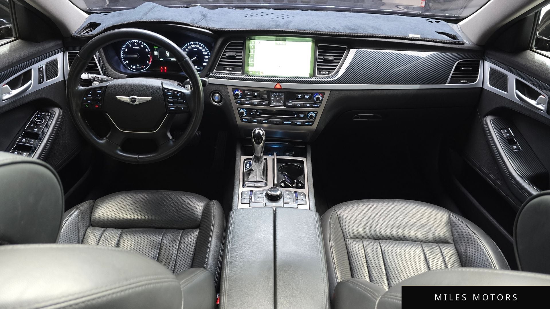 Hyundai Genesis 2015 — миниатюра 7