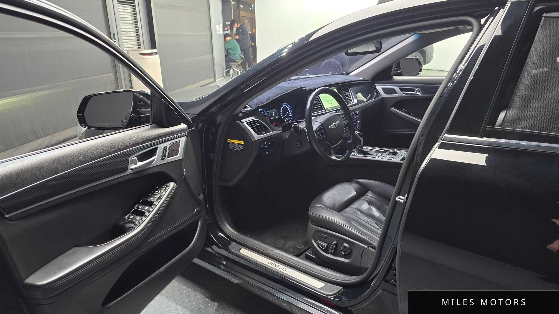 Hyundai Genesis 2015 — миниатюра 10