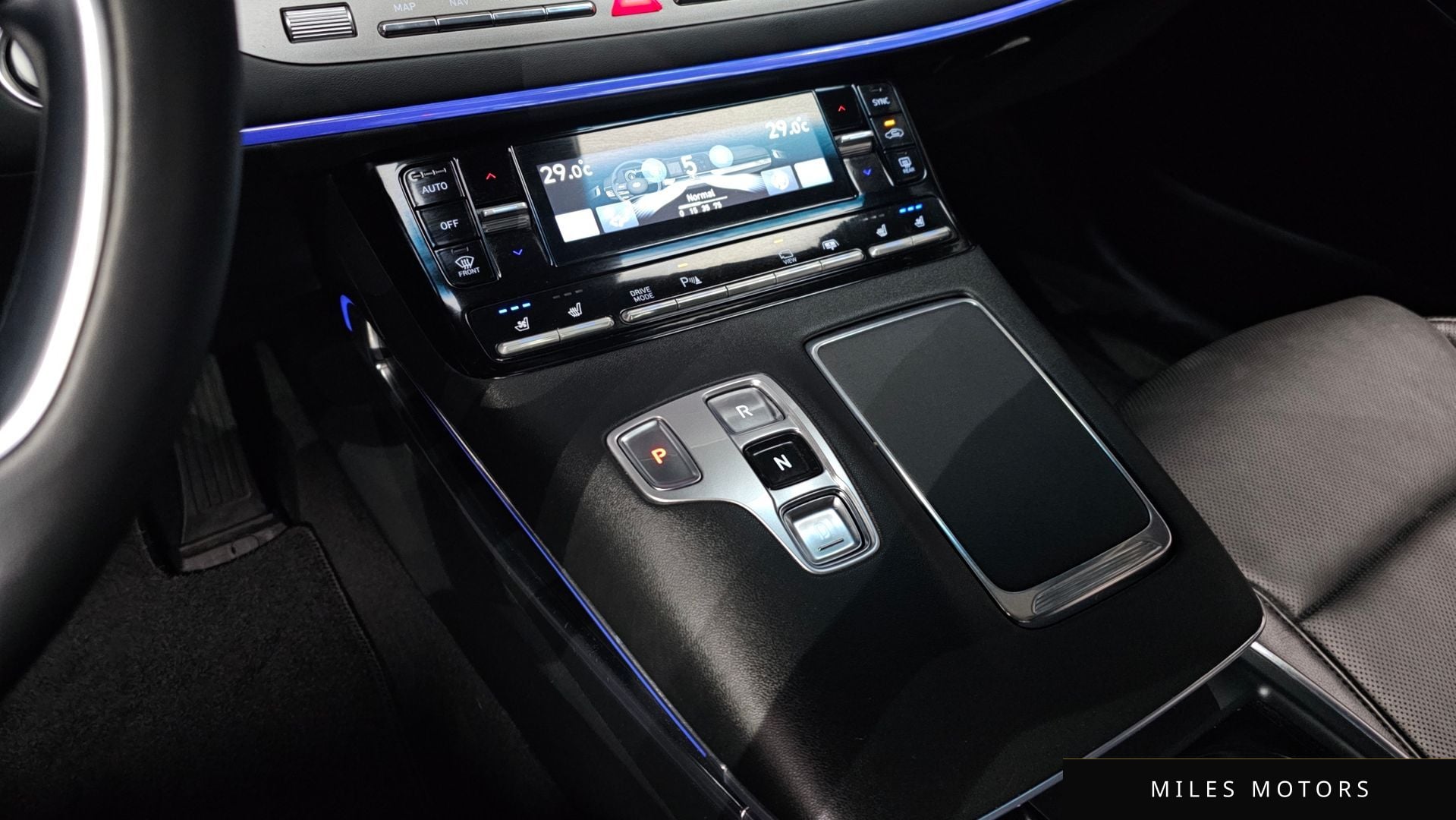 Hyundai Grandeur 2023 — миниатюра 9