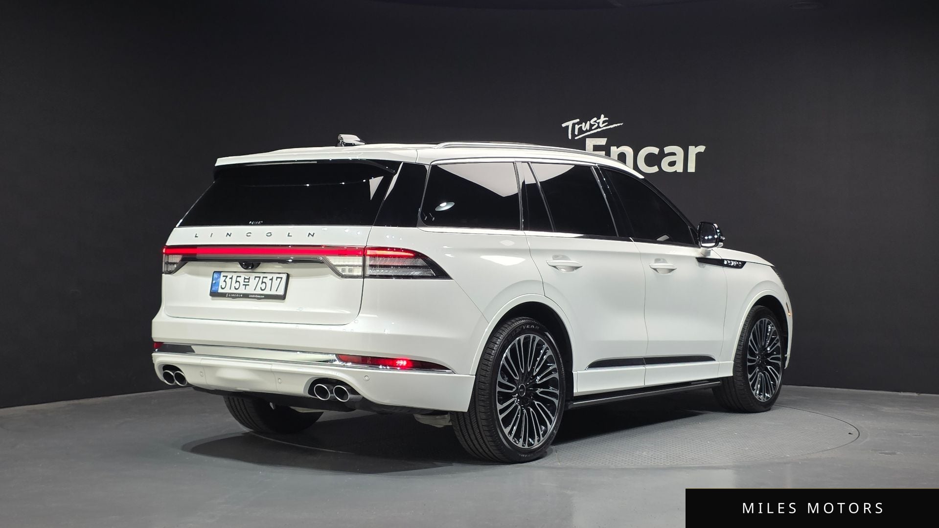 Lincoln Aviator 2025 — миниатюра 2