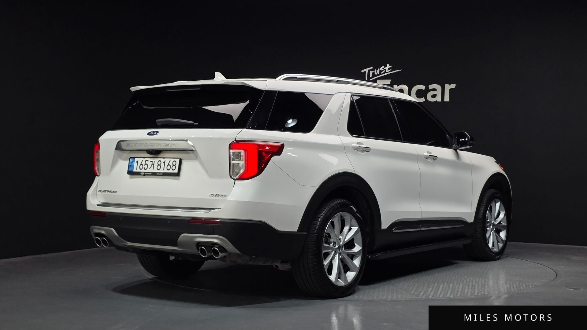 Ford Explorer 2022 — миниатюра 2