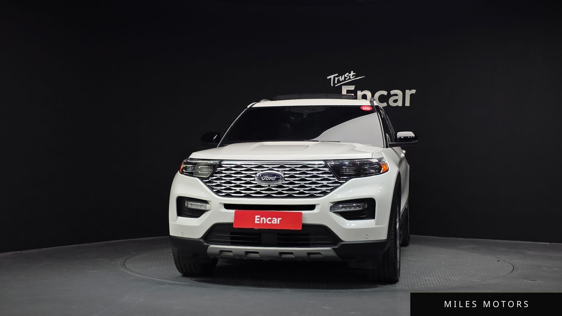 Ford Explorer 2022 — миниатюра 3