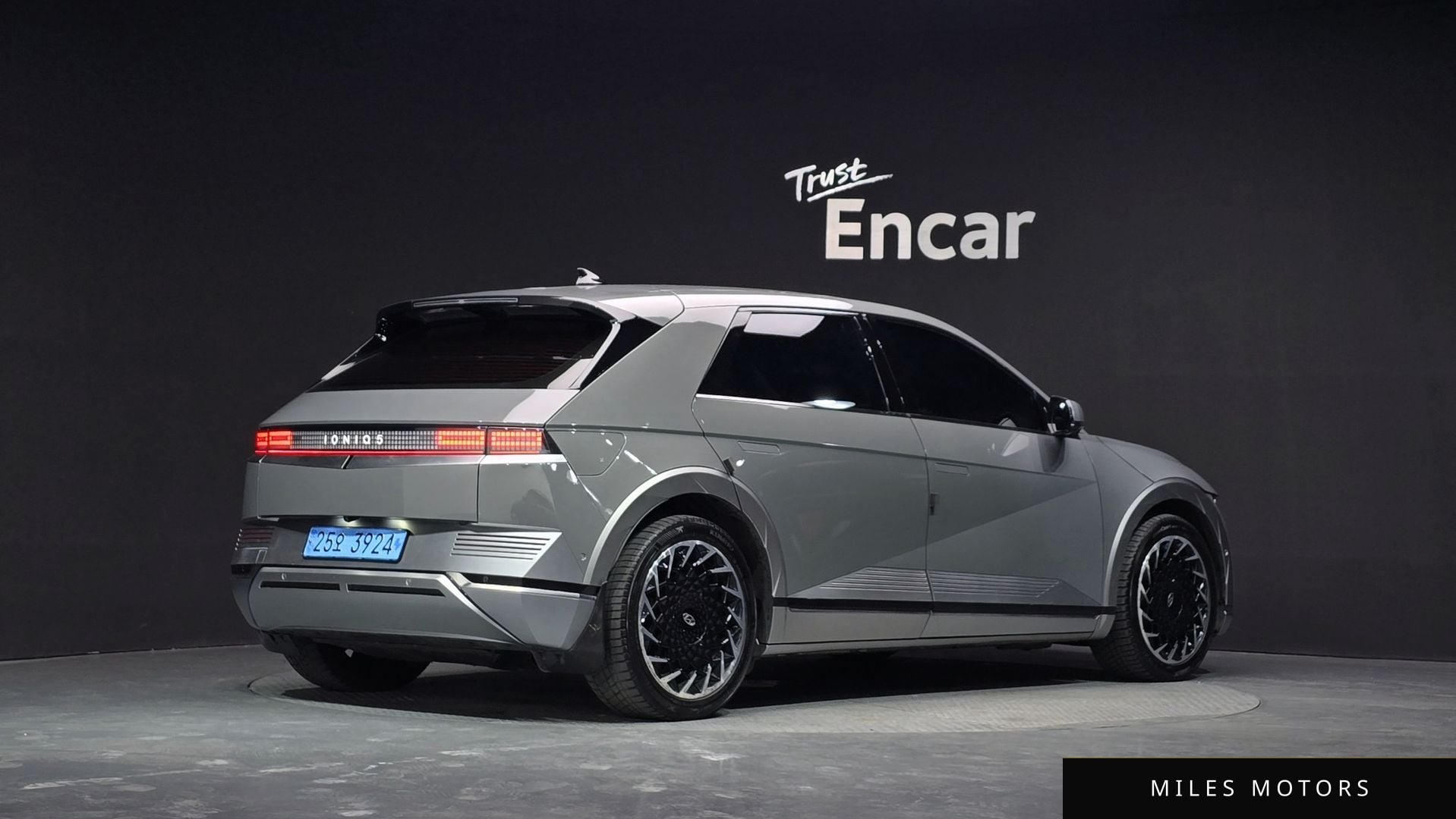 Hyundai Ioniq5 2022 — миниатюра 2