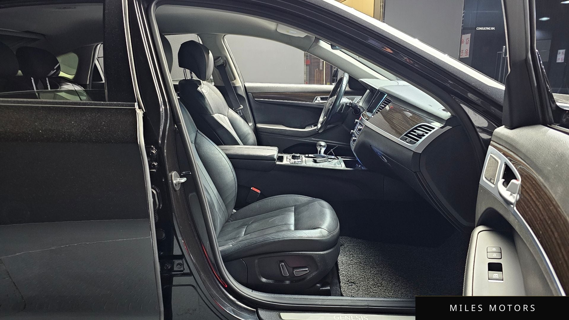 Genesis G80 2017 — миниатюра 10