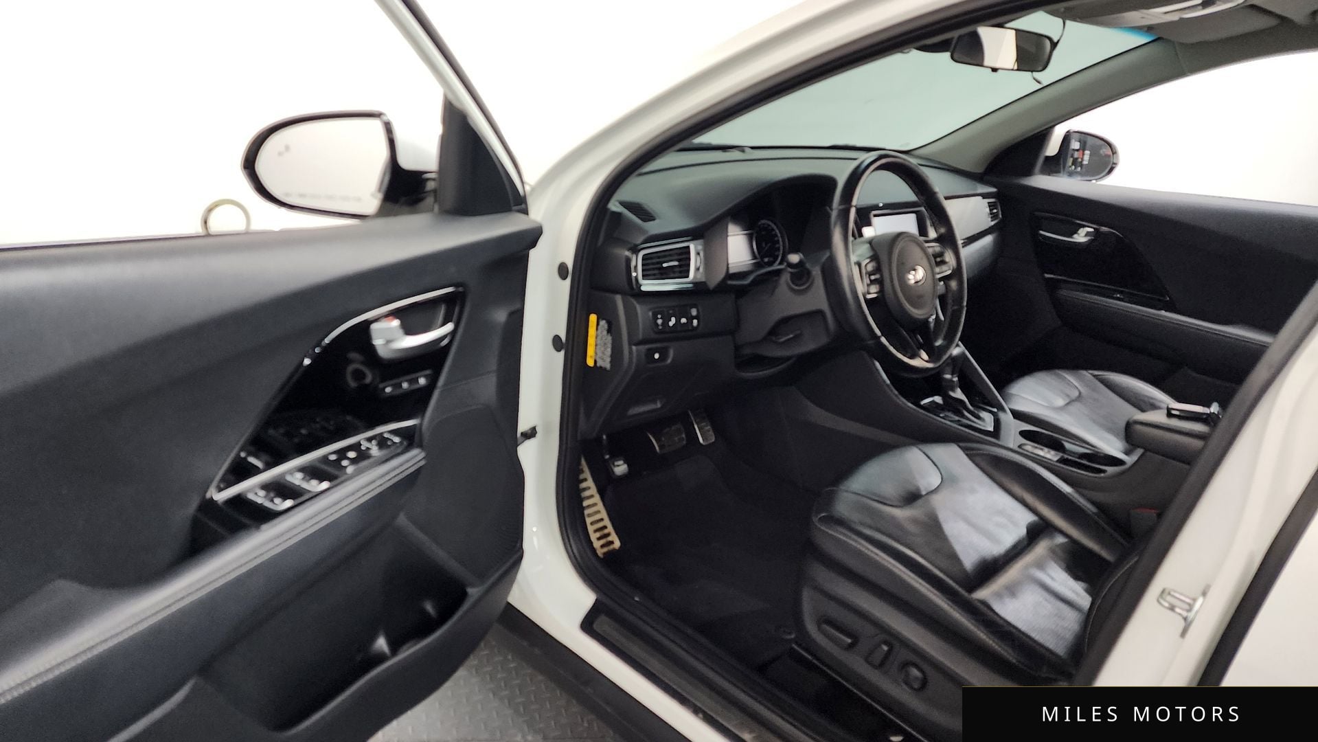 Kia Niro 2019 — миниатюра 10