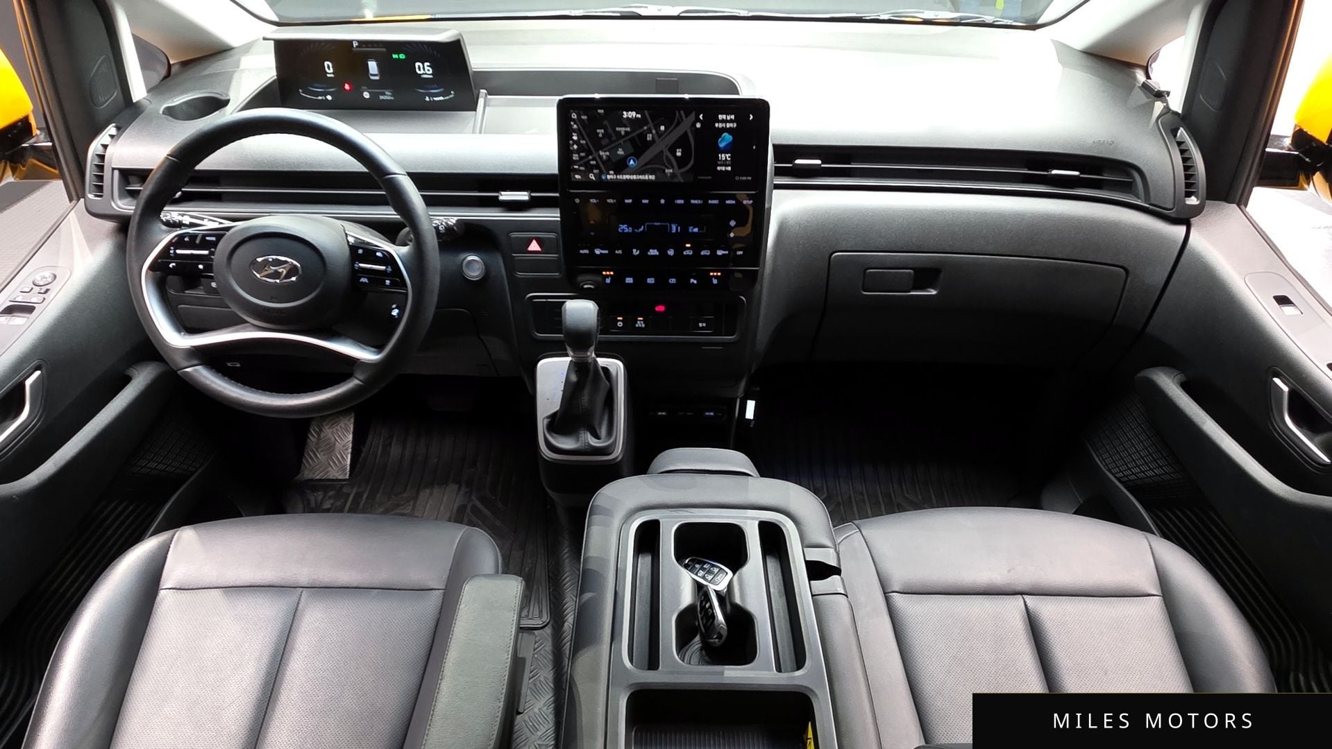 Hyundai Staria 2024 — миниатюра 7