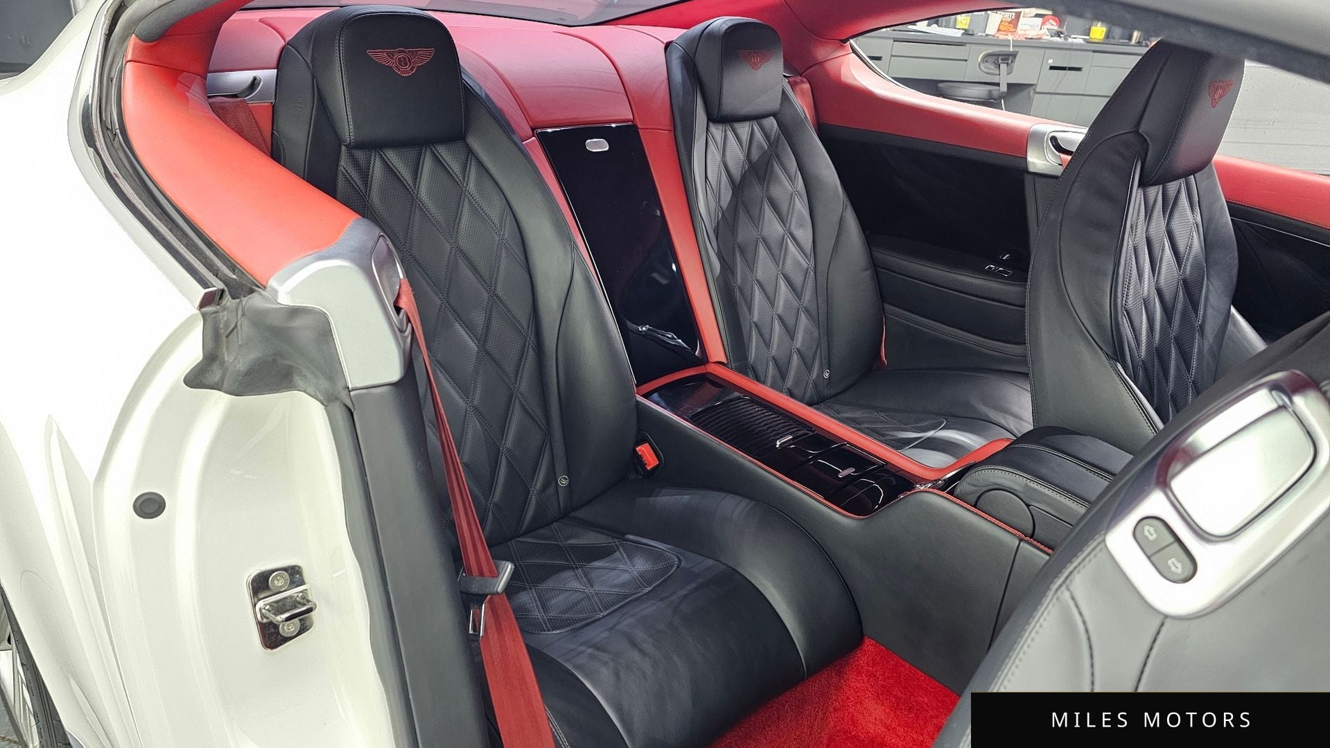 Bentley 컨티넨탈 GT 2012 — миниатюра 12