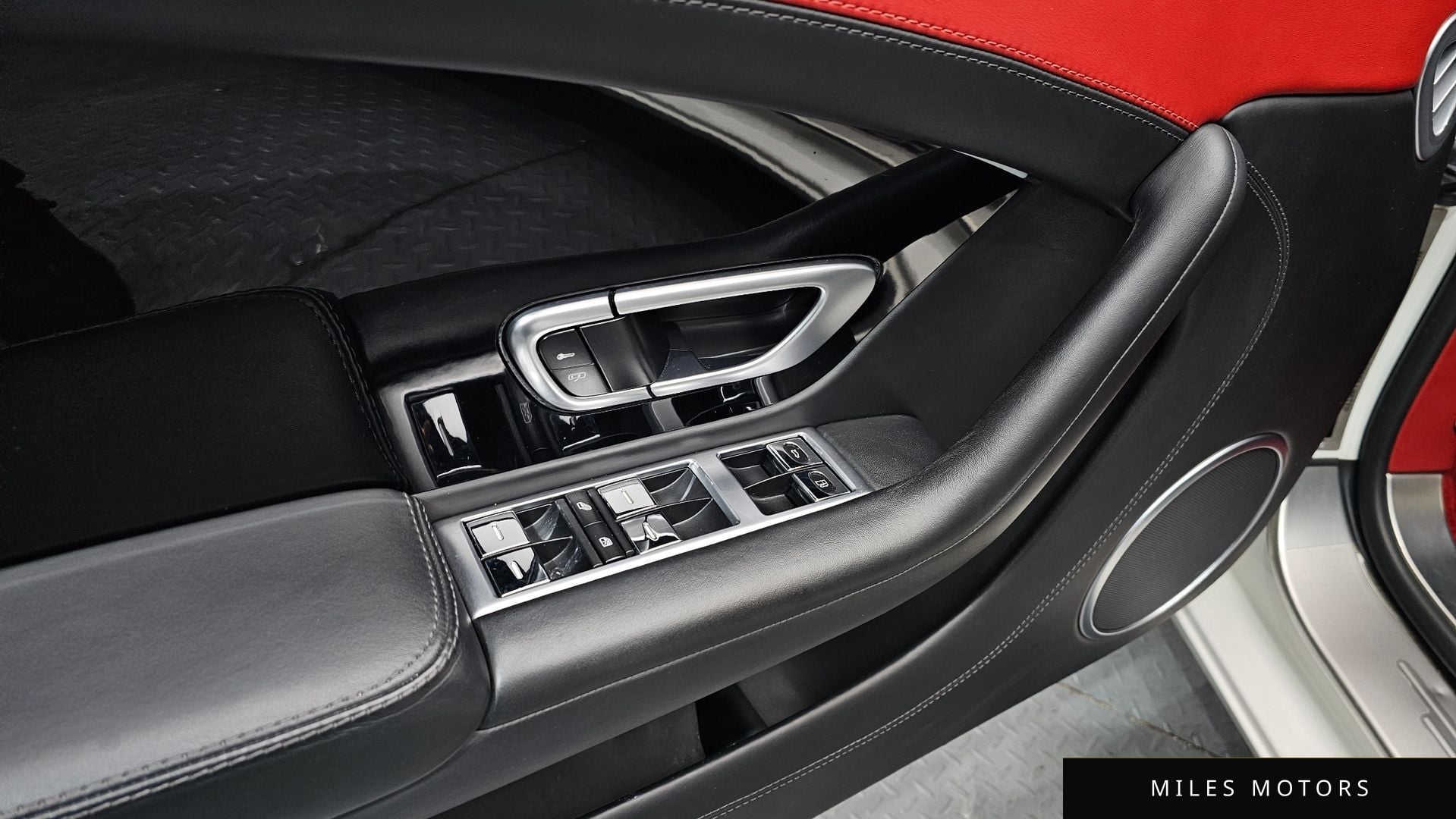 Bentley 컨티넨탈 GT 2012 — миниатюра 16