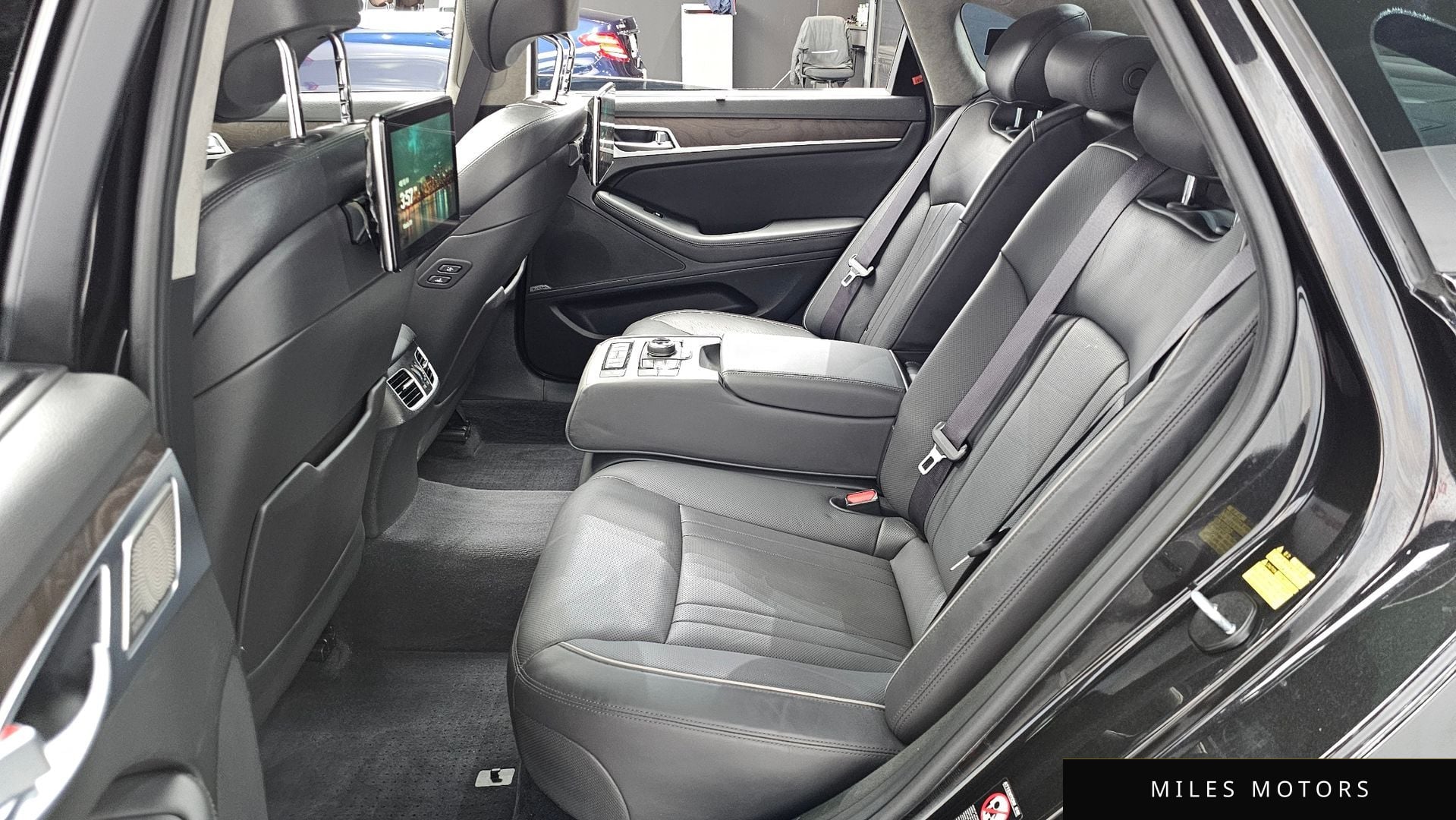 Genesis G80 2019 — миниатюра 12